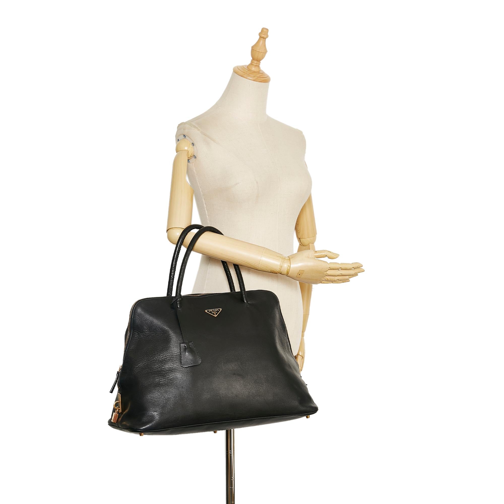 Prada Classic Promenade Handbag (SHG-36491)