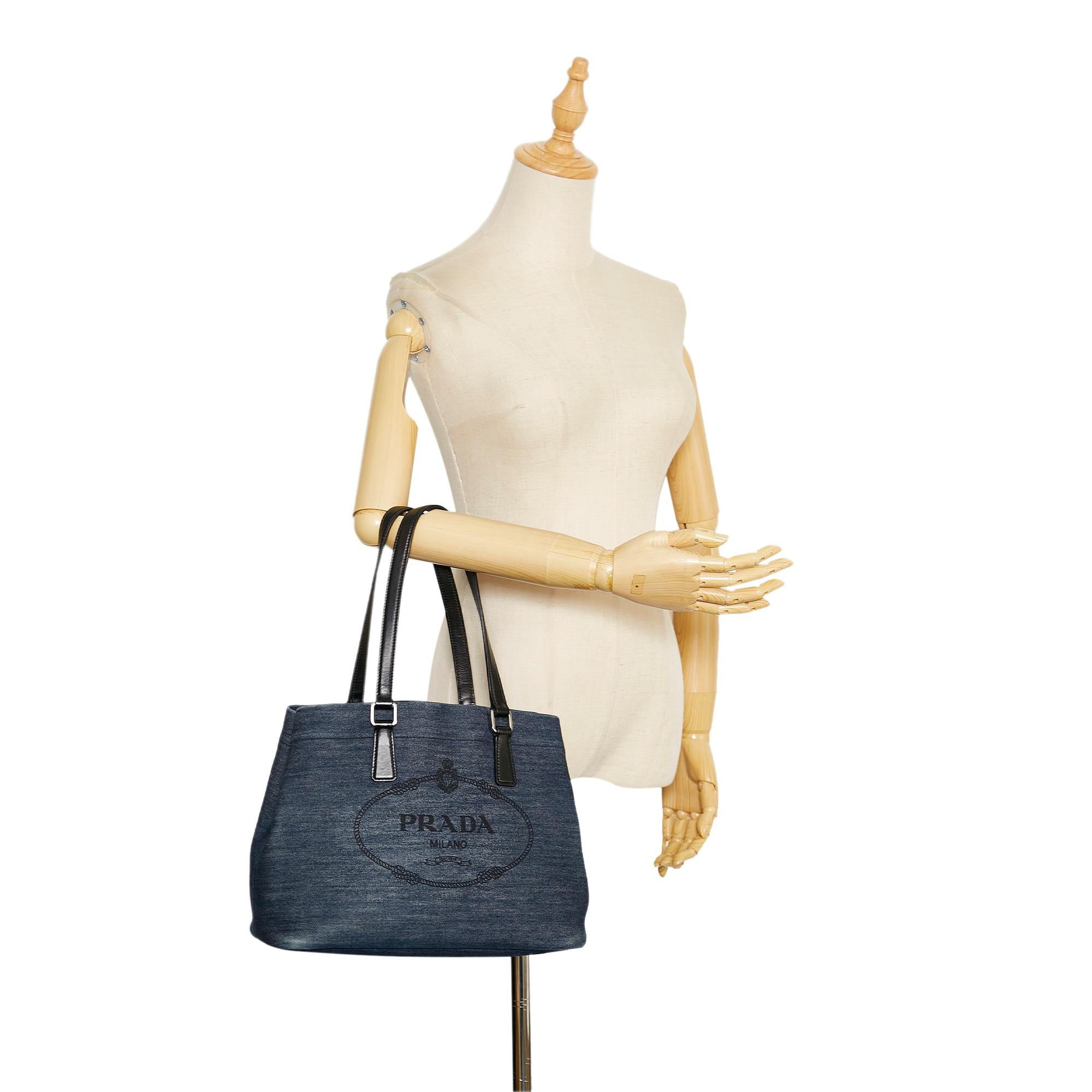 Prada Denim Tote (SHG-36836)