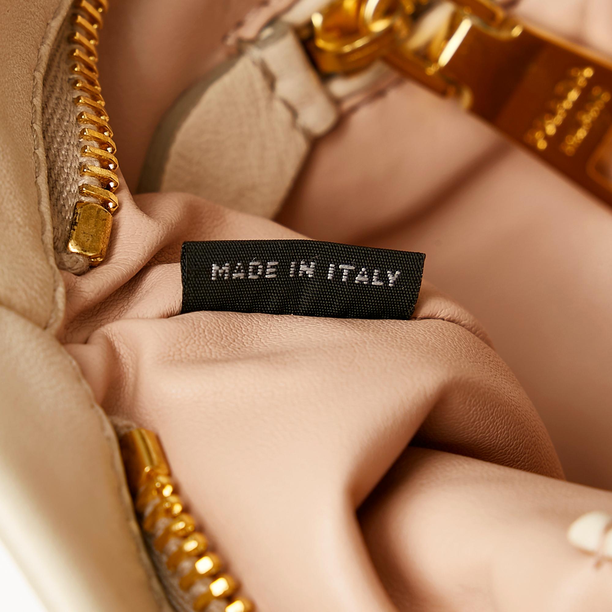 Prada Leather Clutch Bag (SHG-28778)