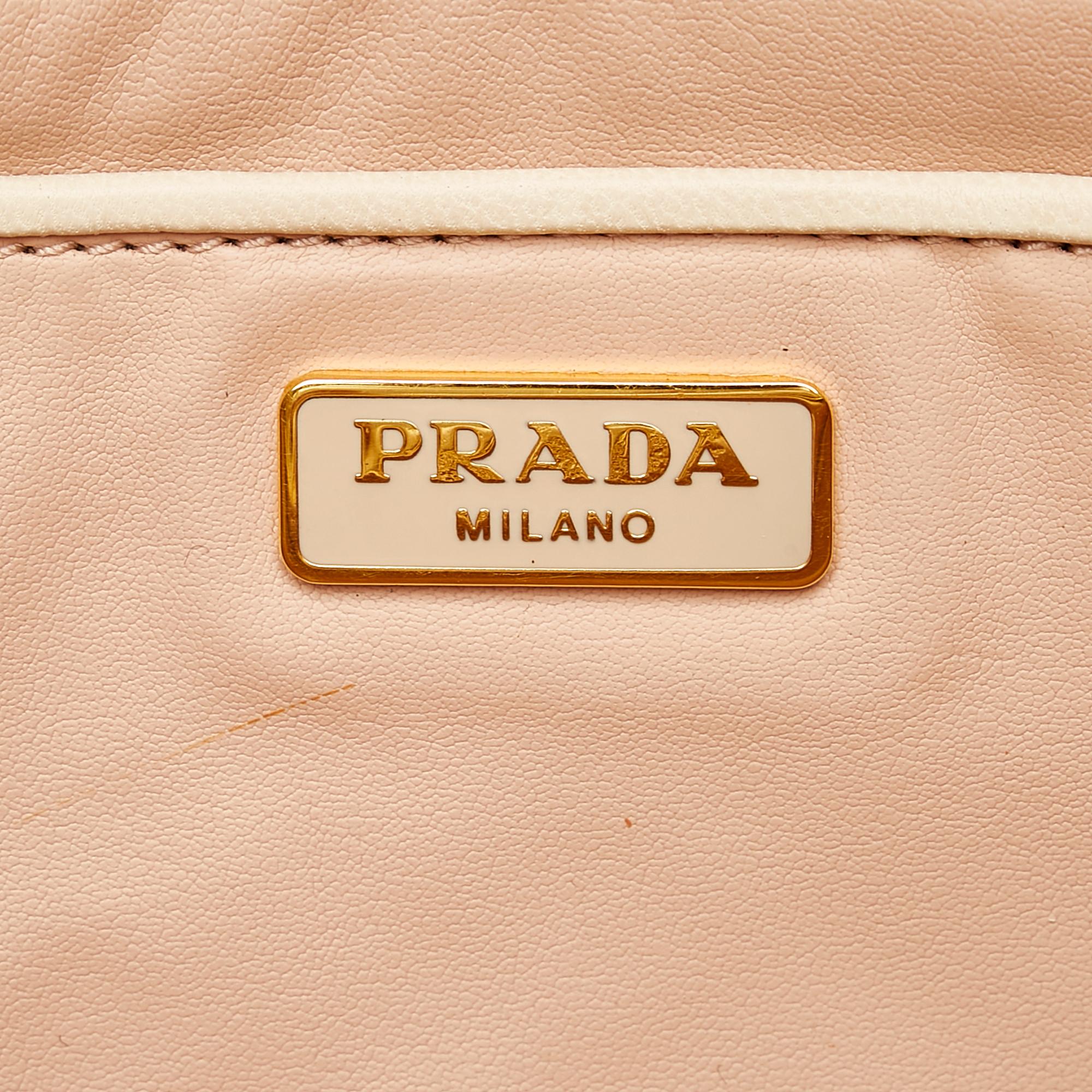 Prada Leather Clutch Bag (SHG-28778)
