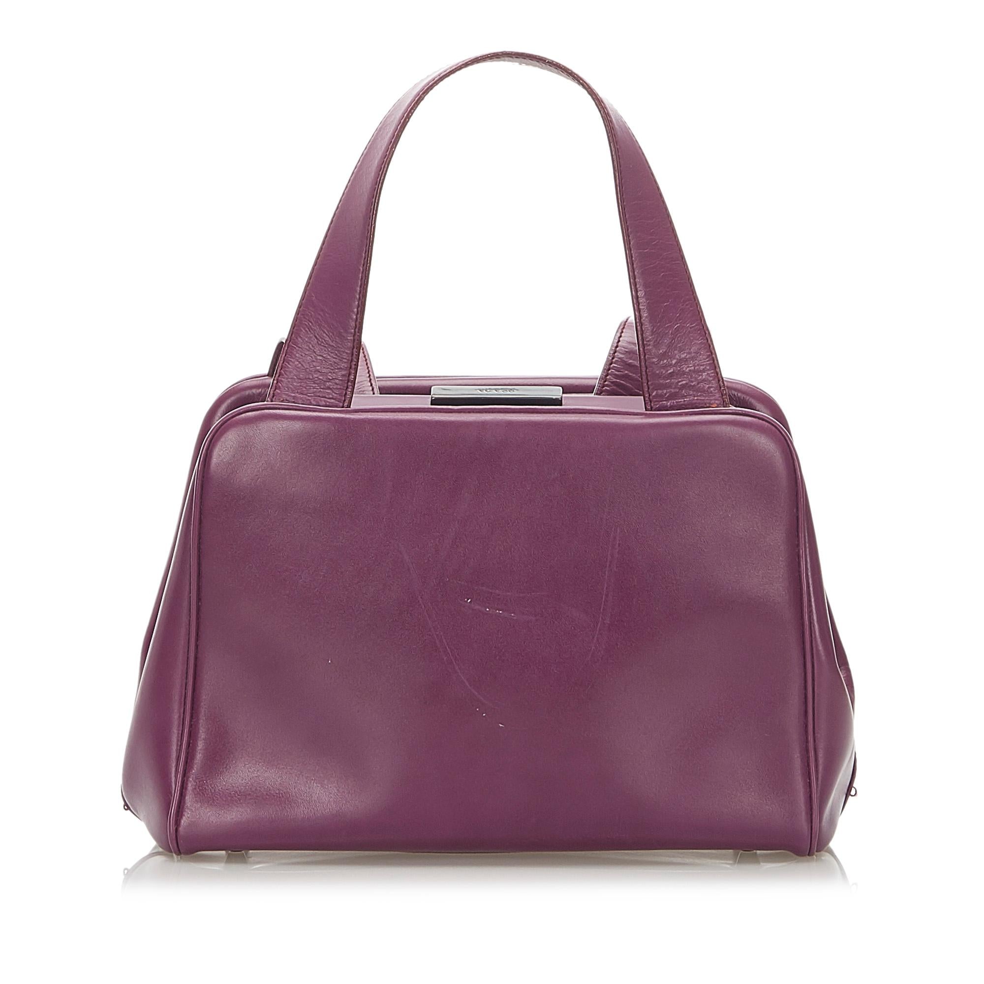 Prada Leather Handbag (SHG-18862)