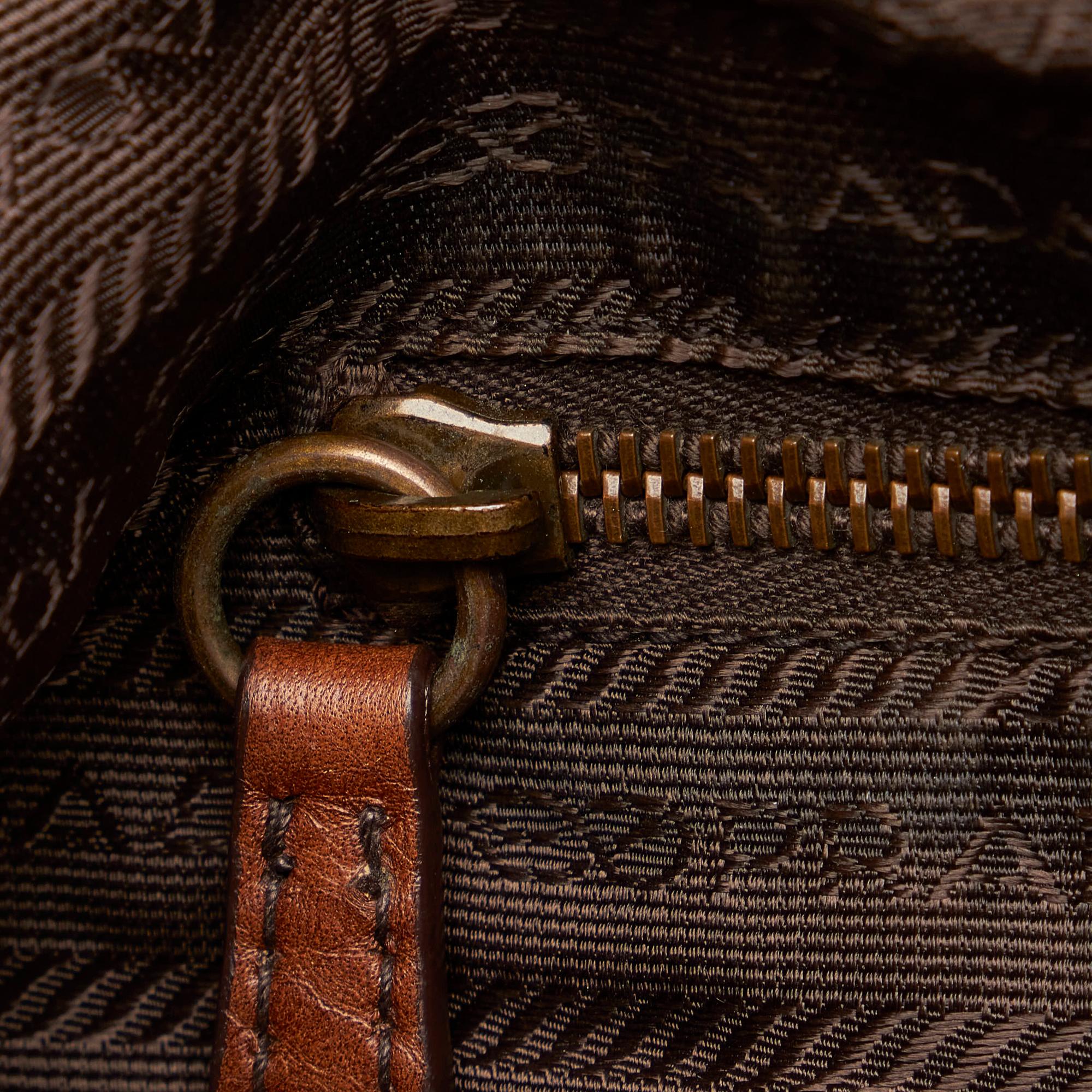 Prada Leather Shoulder Bag (SHG-27848)