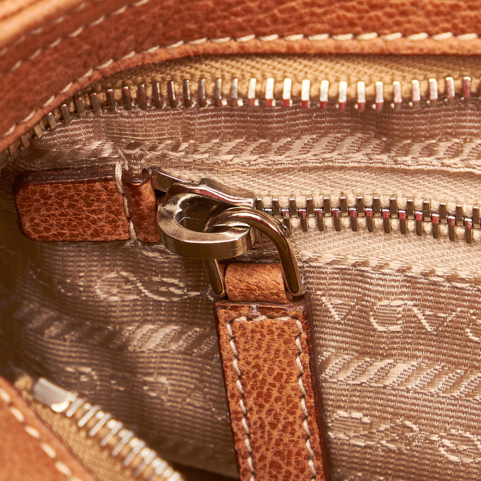 Prada Leather Shoulder Bag (SHG-28034)