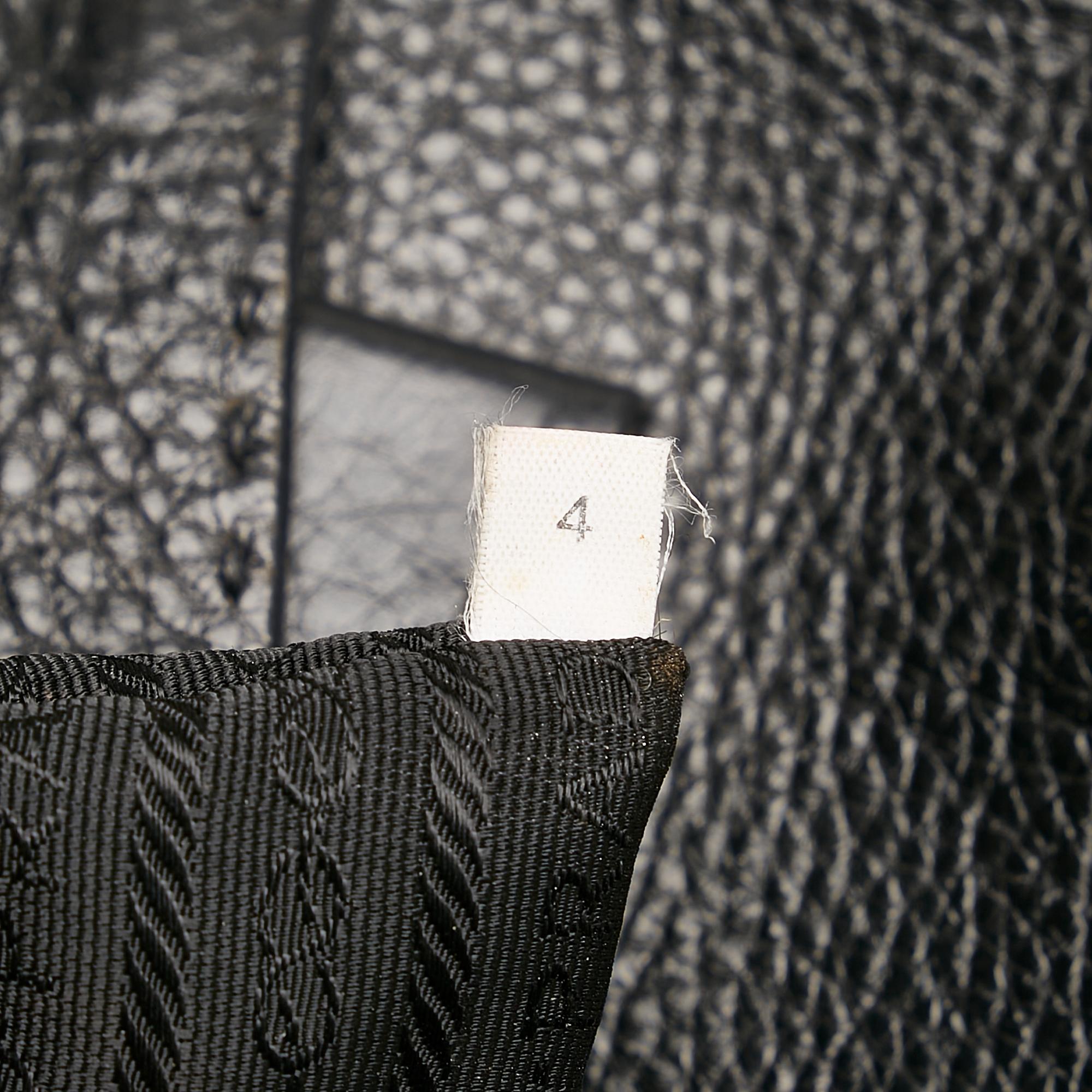 Prada Leather Shoulder Bag (SHG-28036)