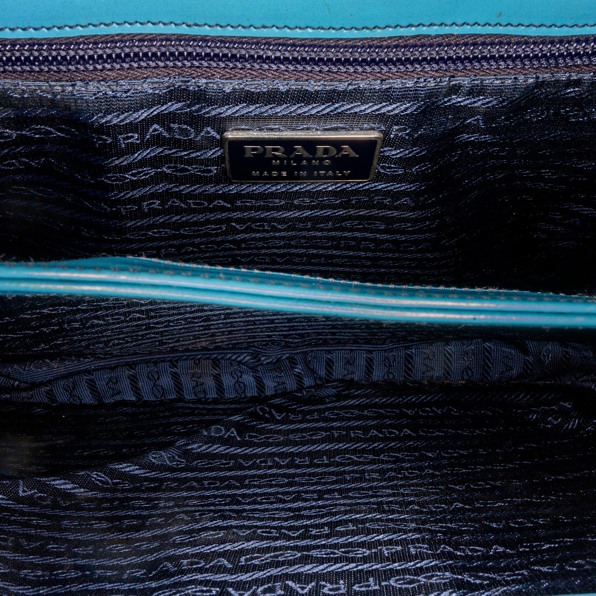 Prada Leather Shoulder Bag (SHG-32479)