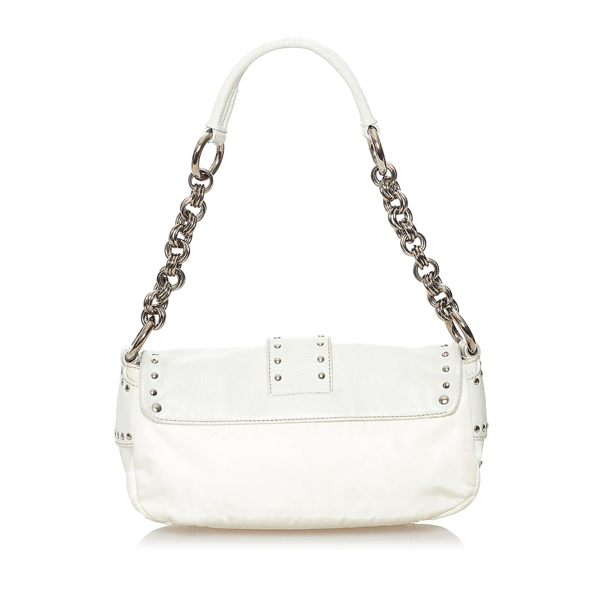 Prada Leather Shoulder Bag (SHG-32540)