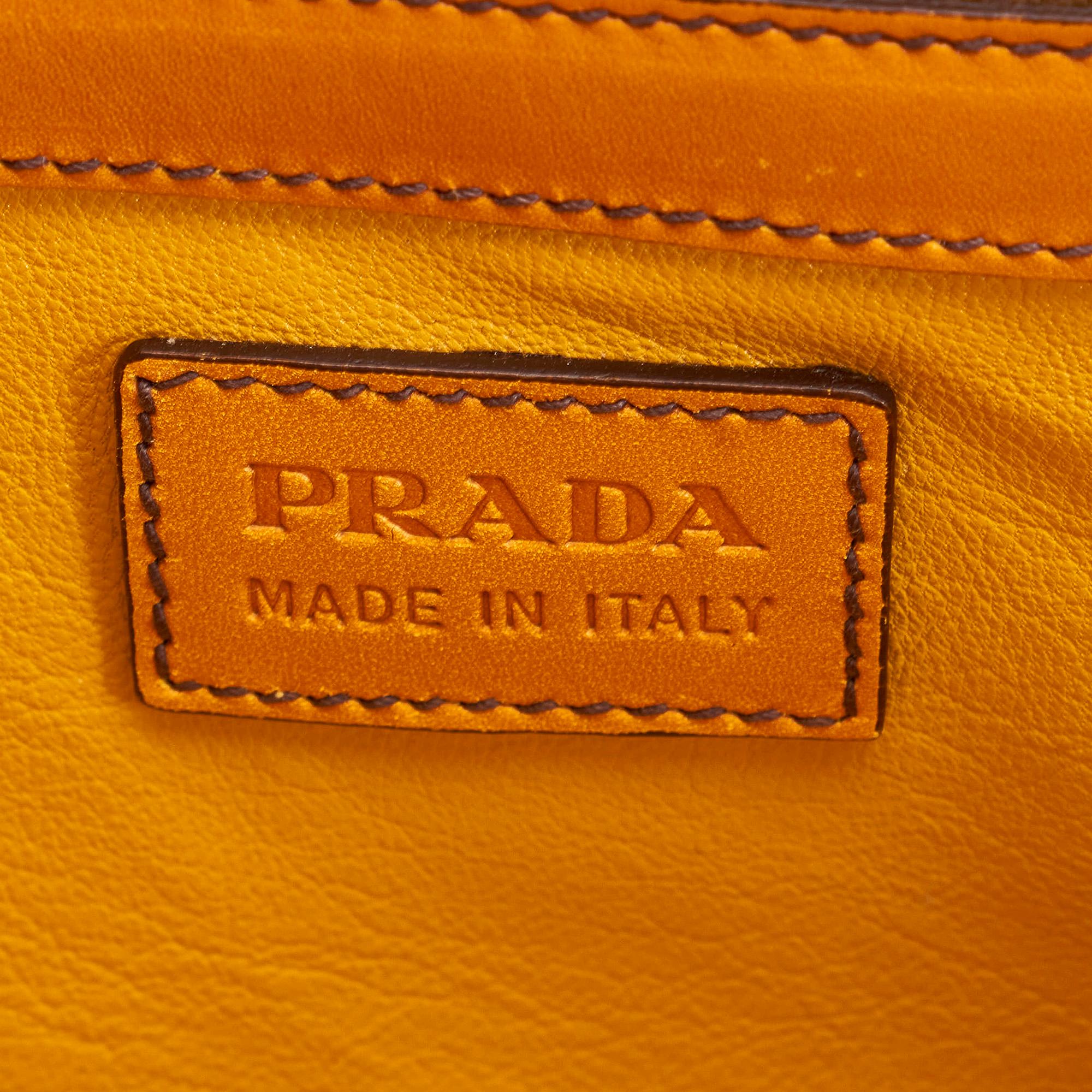 Prada Leather Shoulder Bag (SHG-32701)