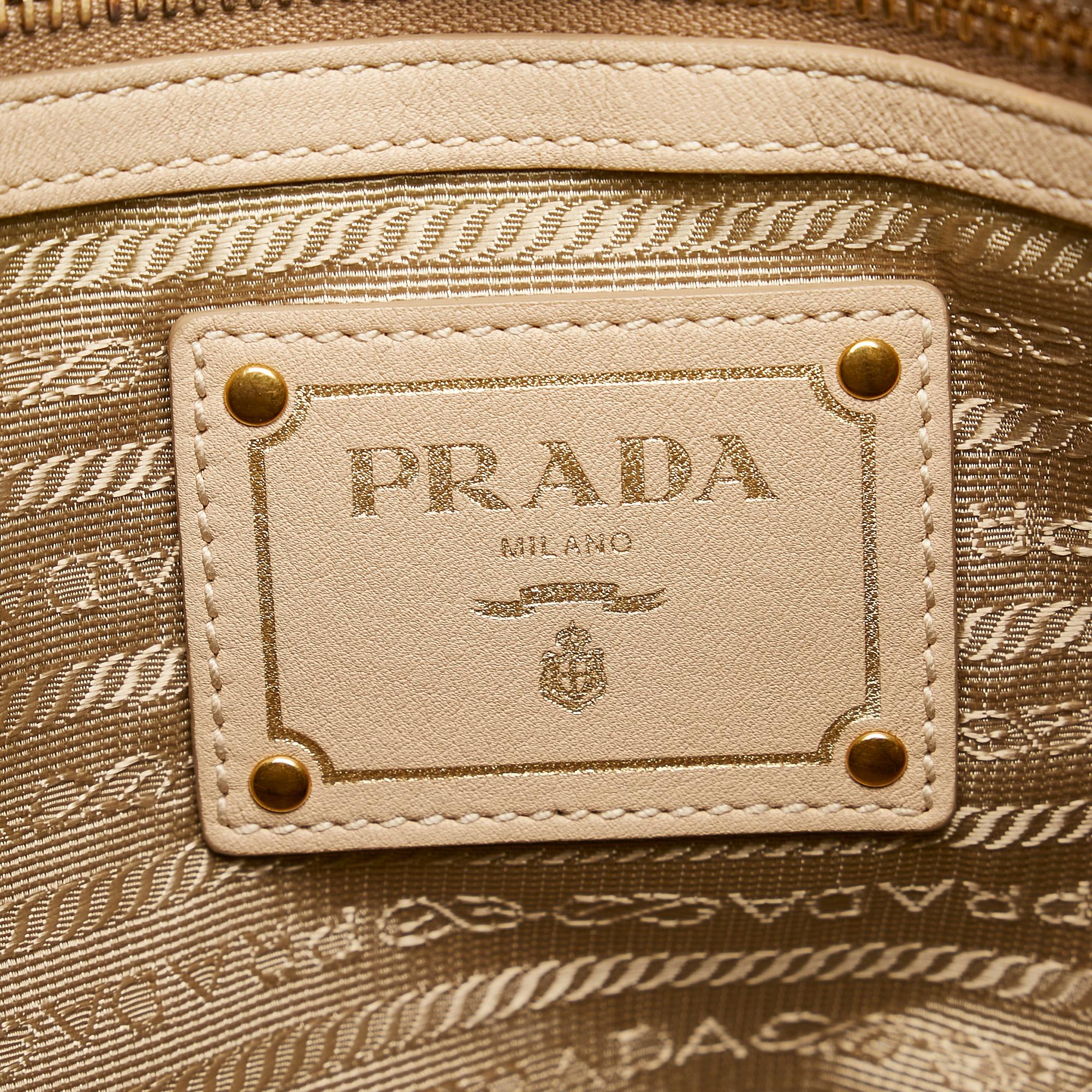 Prada Leather Shoulder Bag (SHG-32805)