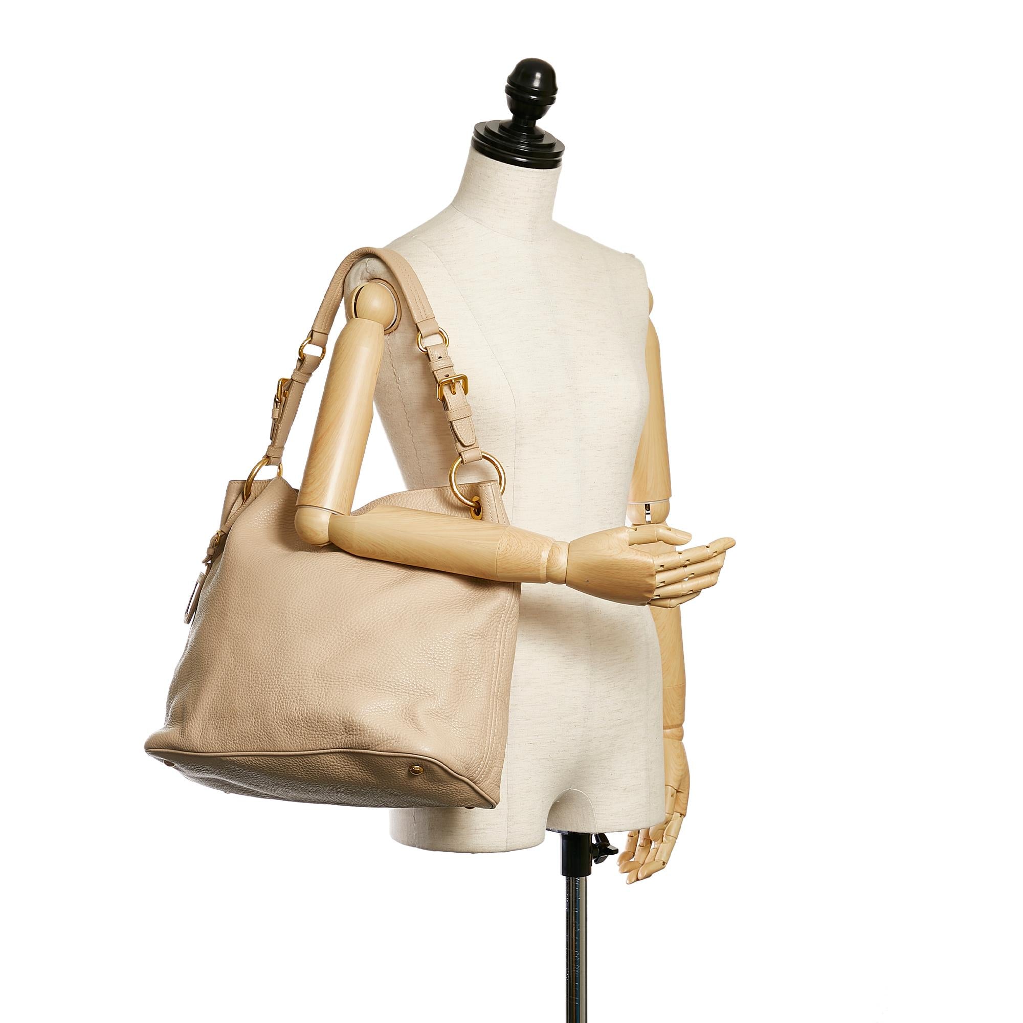 Prada Leather Shoulder Bag (SHG-32805)