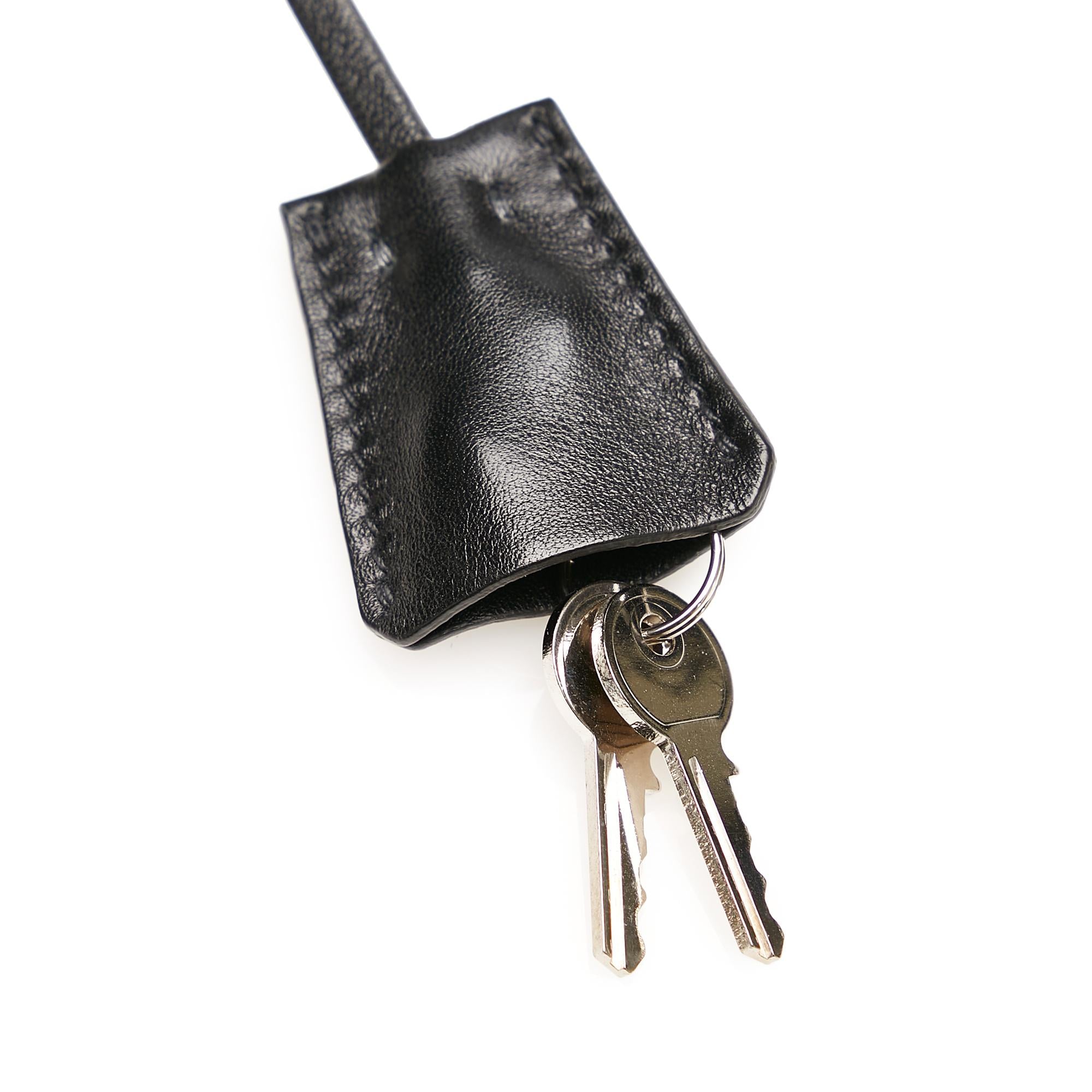 Prada Leather Tote Bag (SHG-32280)