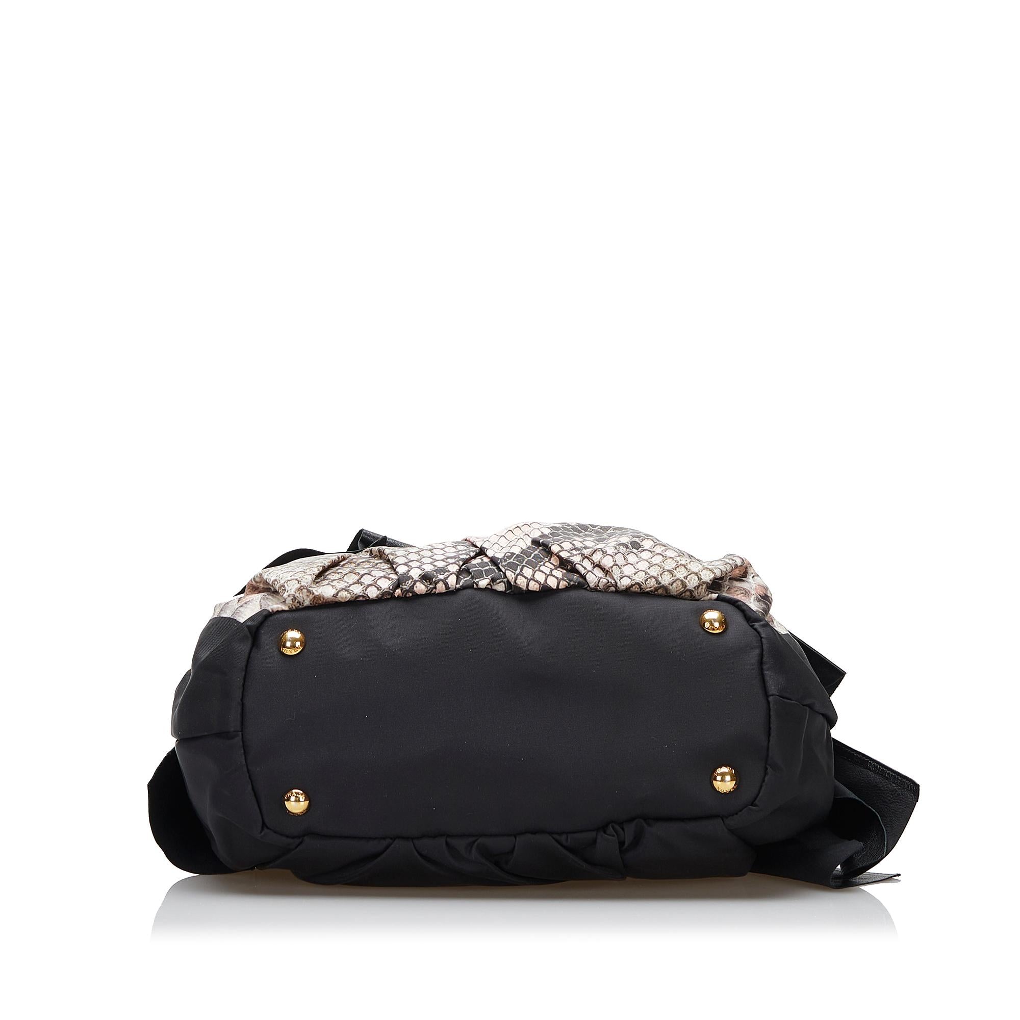 Prada Python Print Bow Tessuto Handbag (SHG-HElyI4)