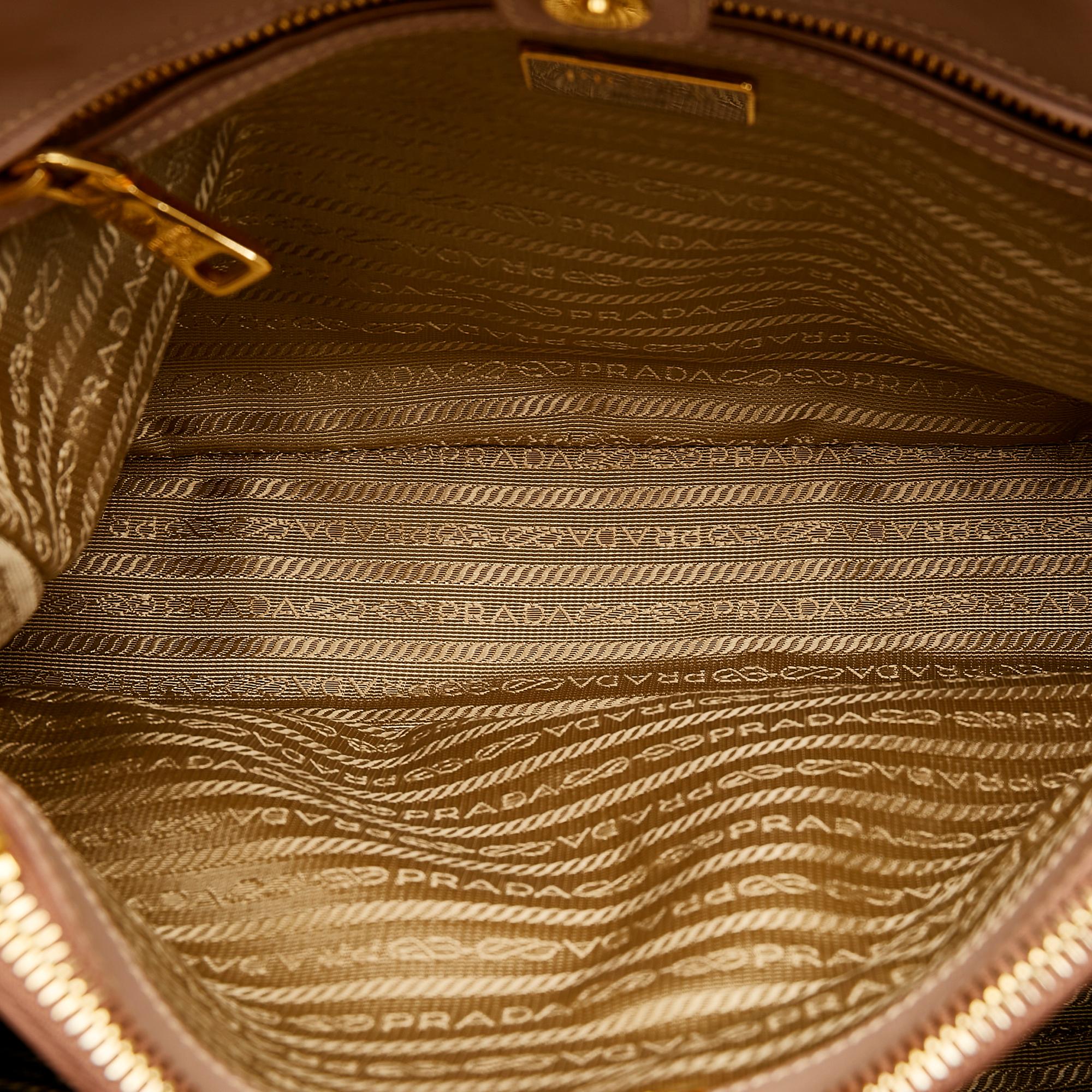 Prada Saffiano Galleria Satchel (SHG-27730)