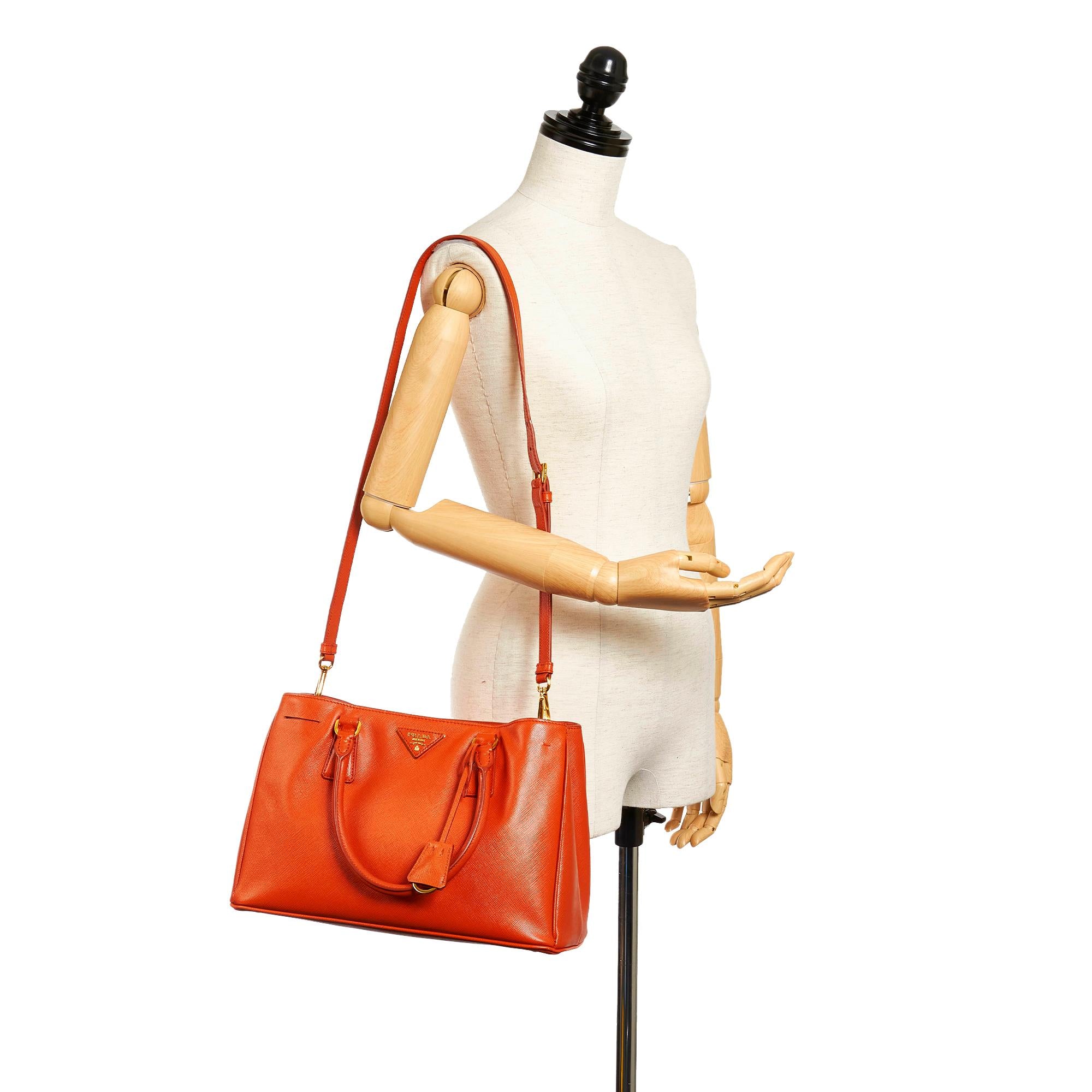 Prada Saffiano Galleria Satchel (SHG-27740)