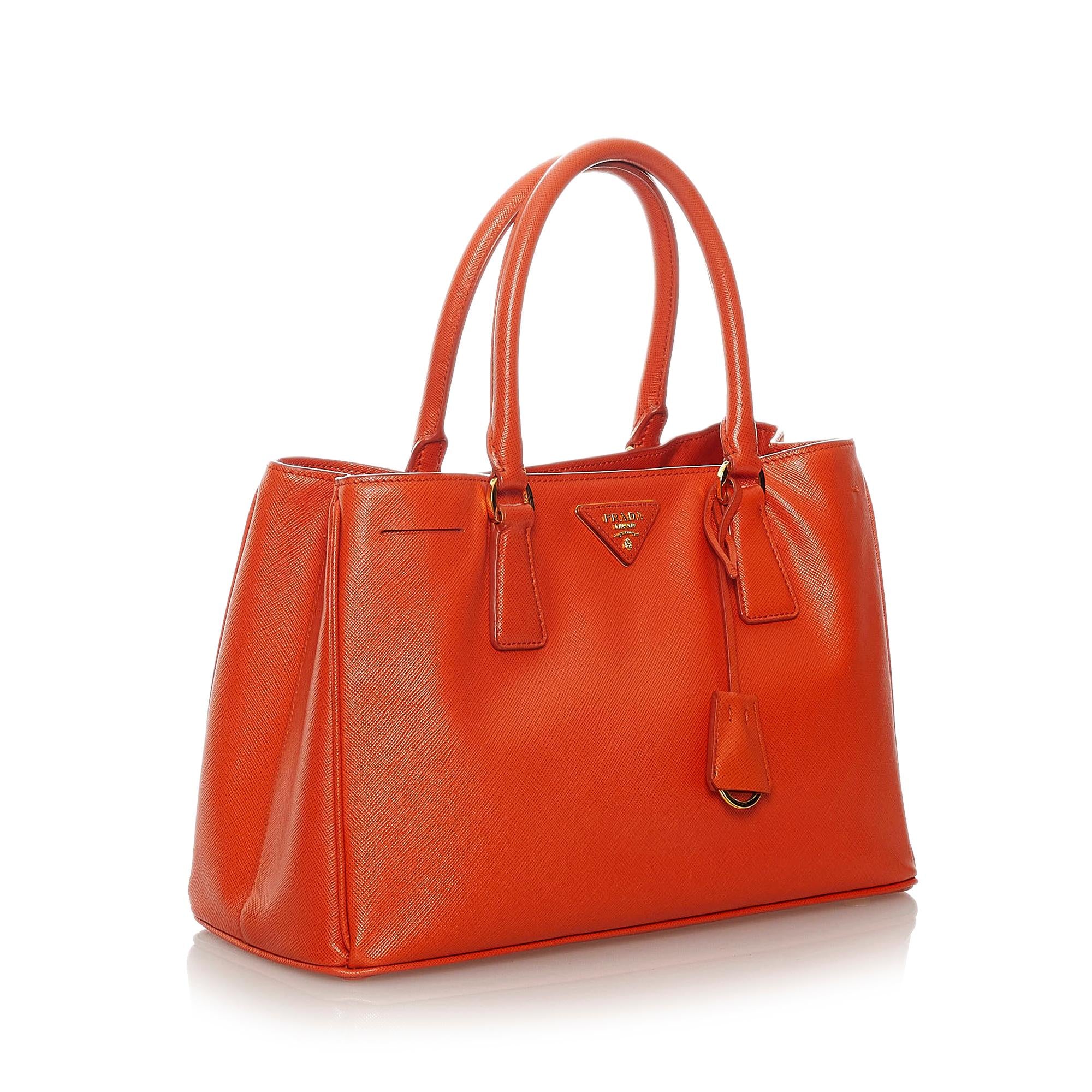 Prada Saffiano Galleria Satchel (SHG-27740)