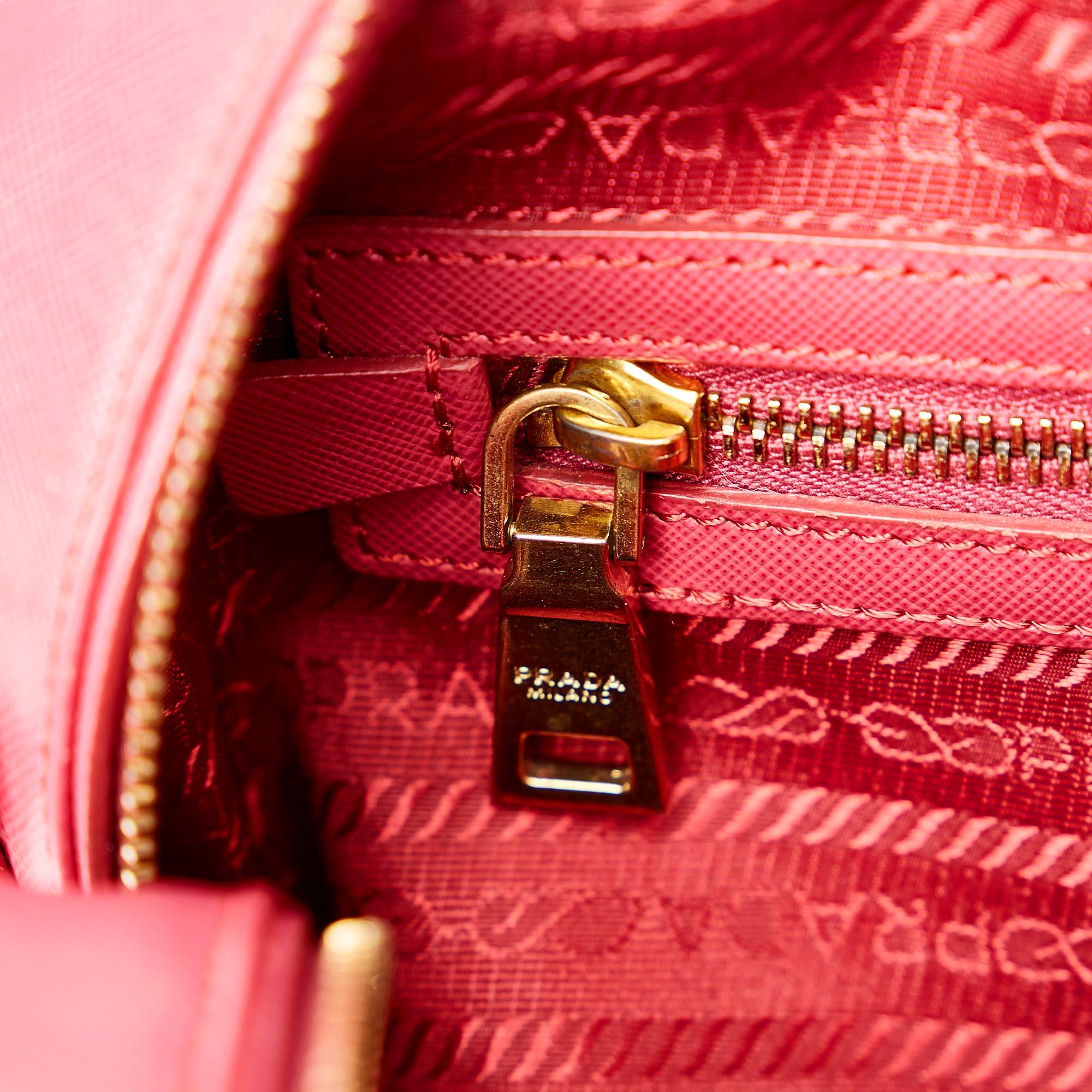 Prada Saffiano Lux Galleria Satchel (SHG-31649)