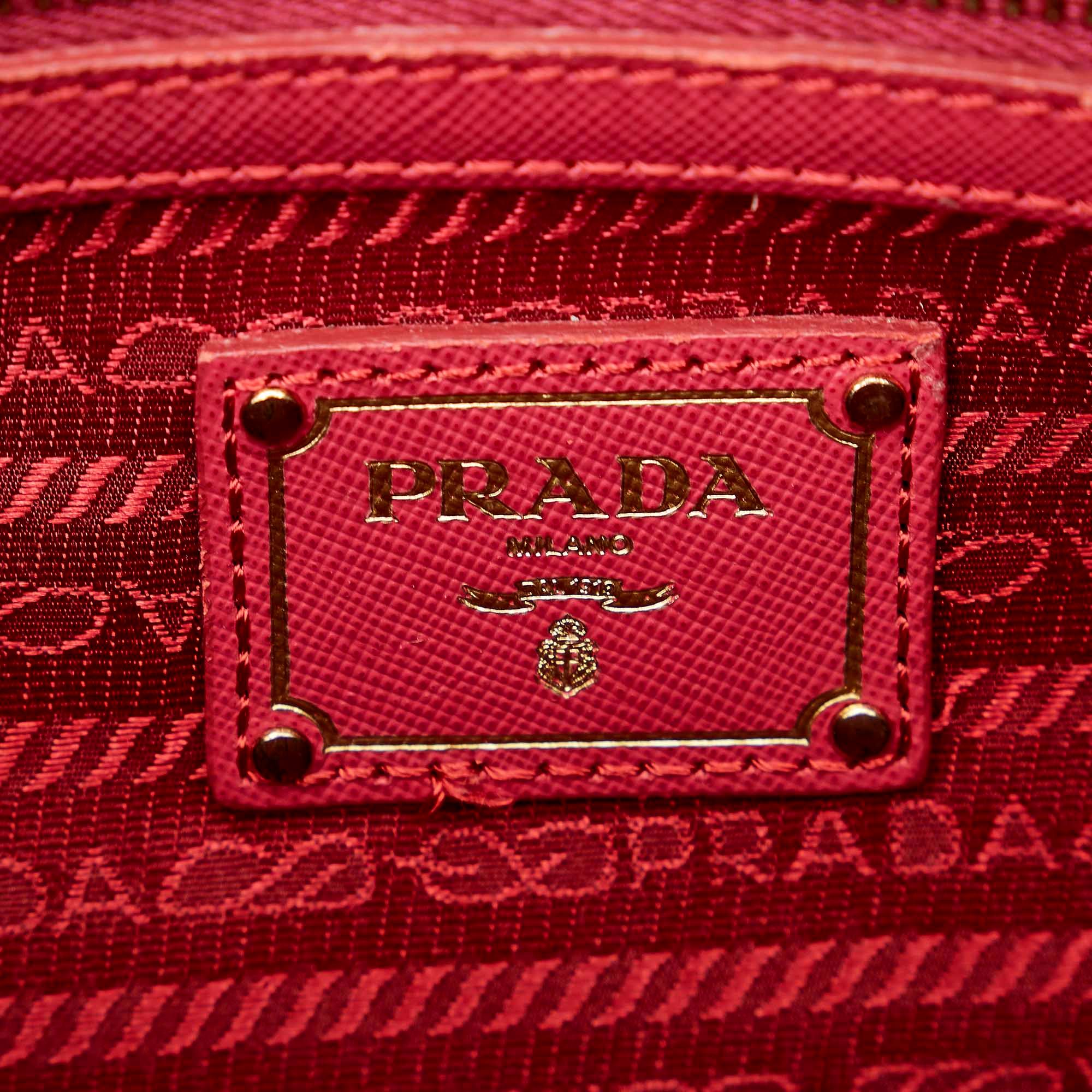 Prada Saffiano Lux Galleria Satchel (SHG-31649)