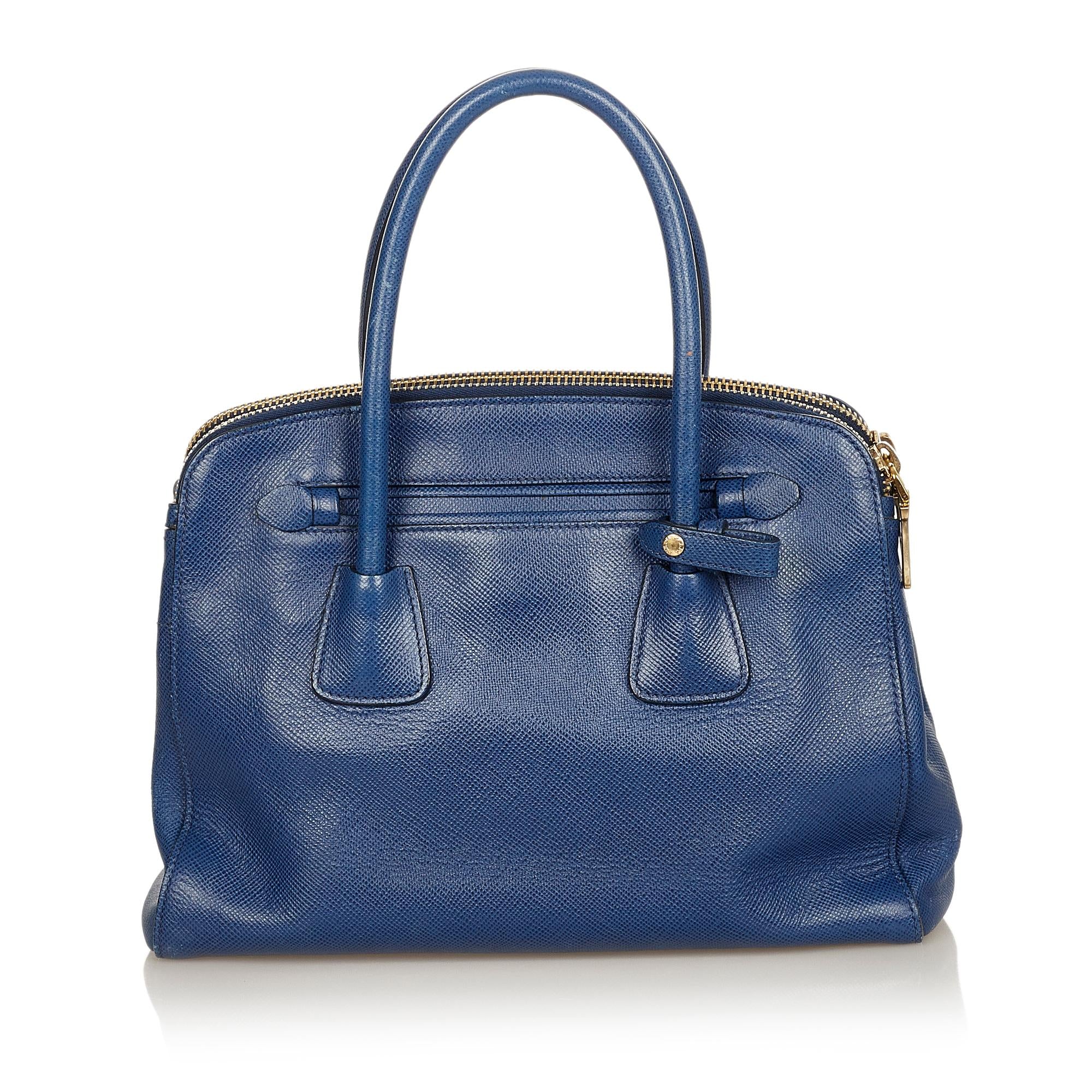 Prada Saffiano Satchel (SHG-25210)