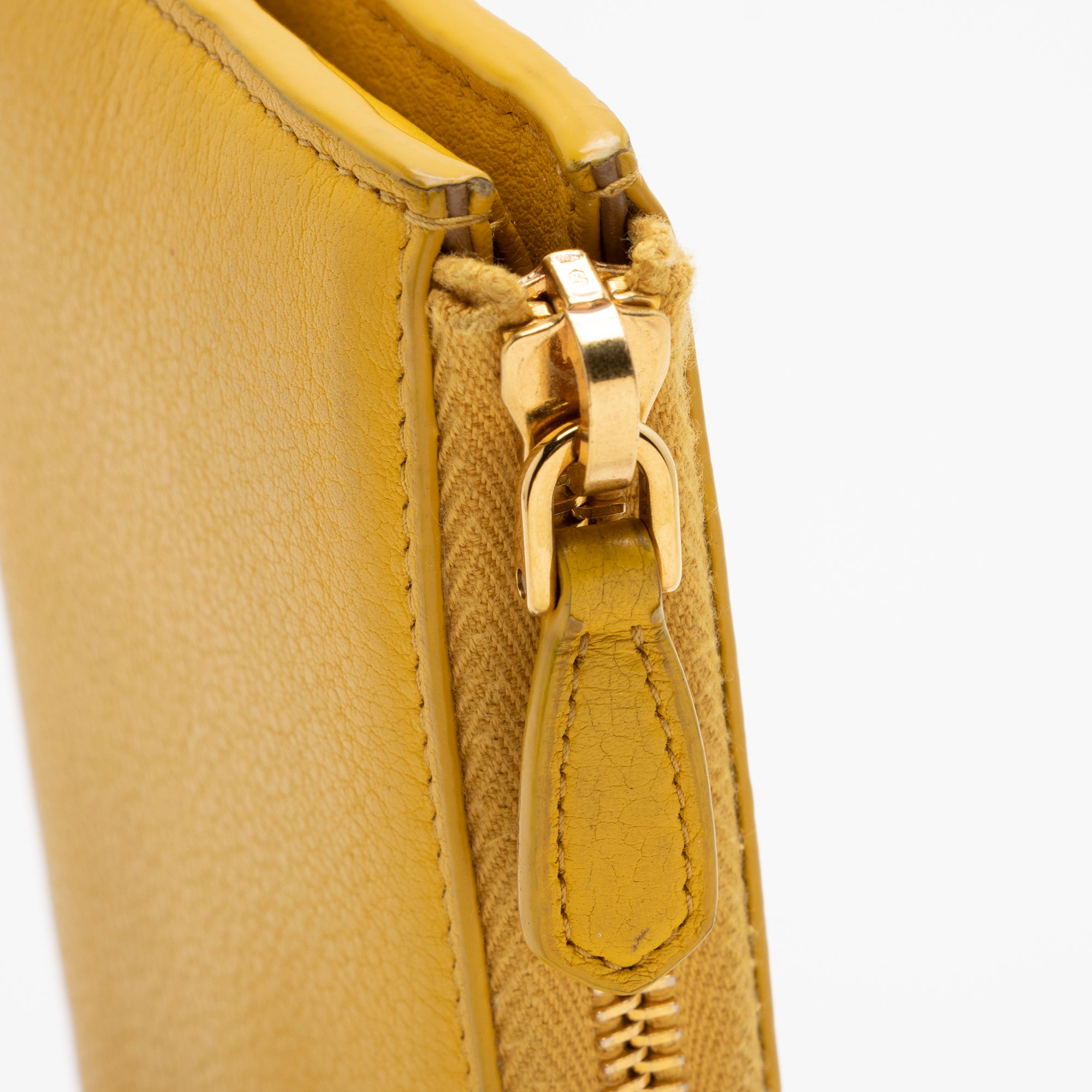 Prada Smooth Leather Long Zip Wallet (SHF-3tM7XI)