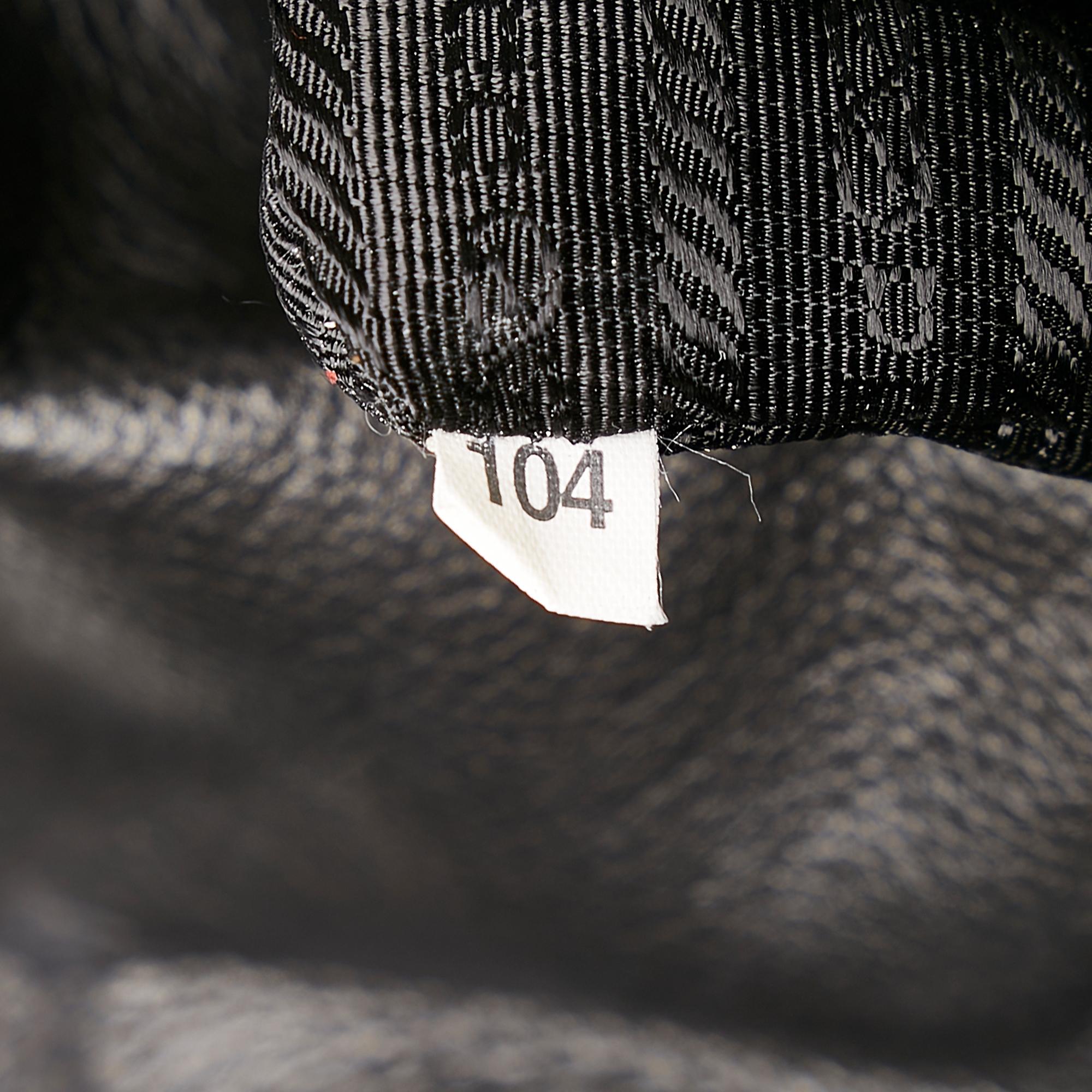 Prada Sound Lock Leather Shoulder Bag (SHG-31442)