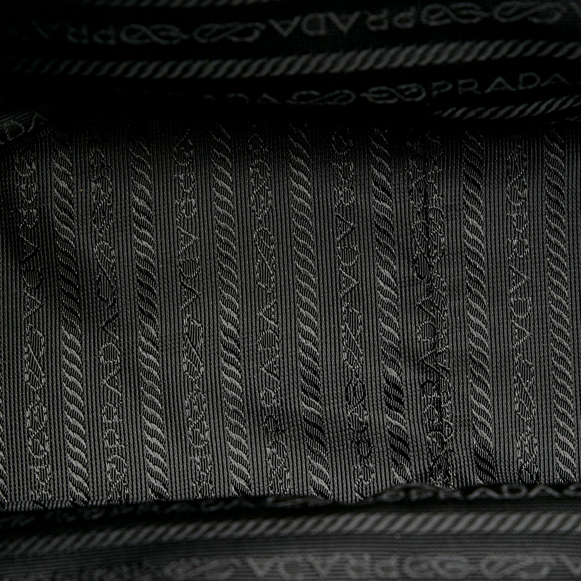 Prada Tessuto Bag (SHG-36494)