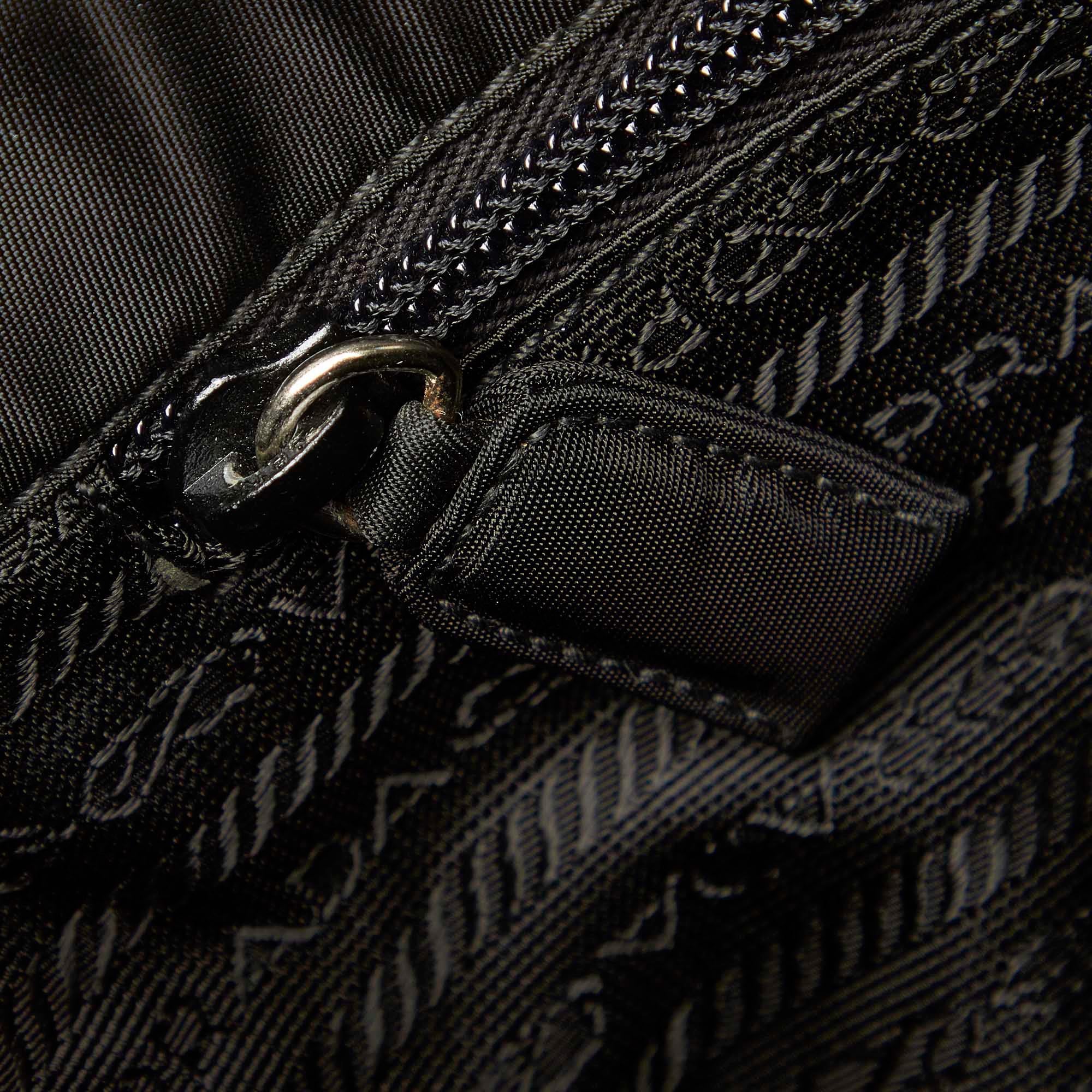 Prada Tessuto Chain Shoulder Bag (SHG-22320)