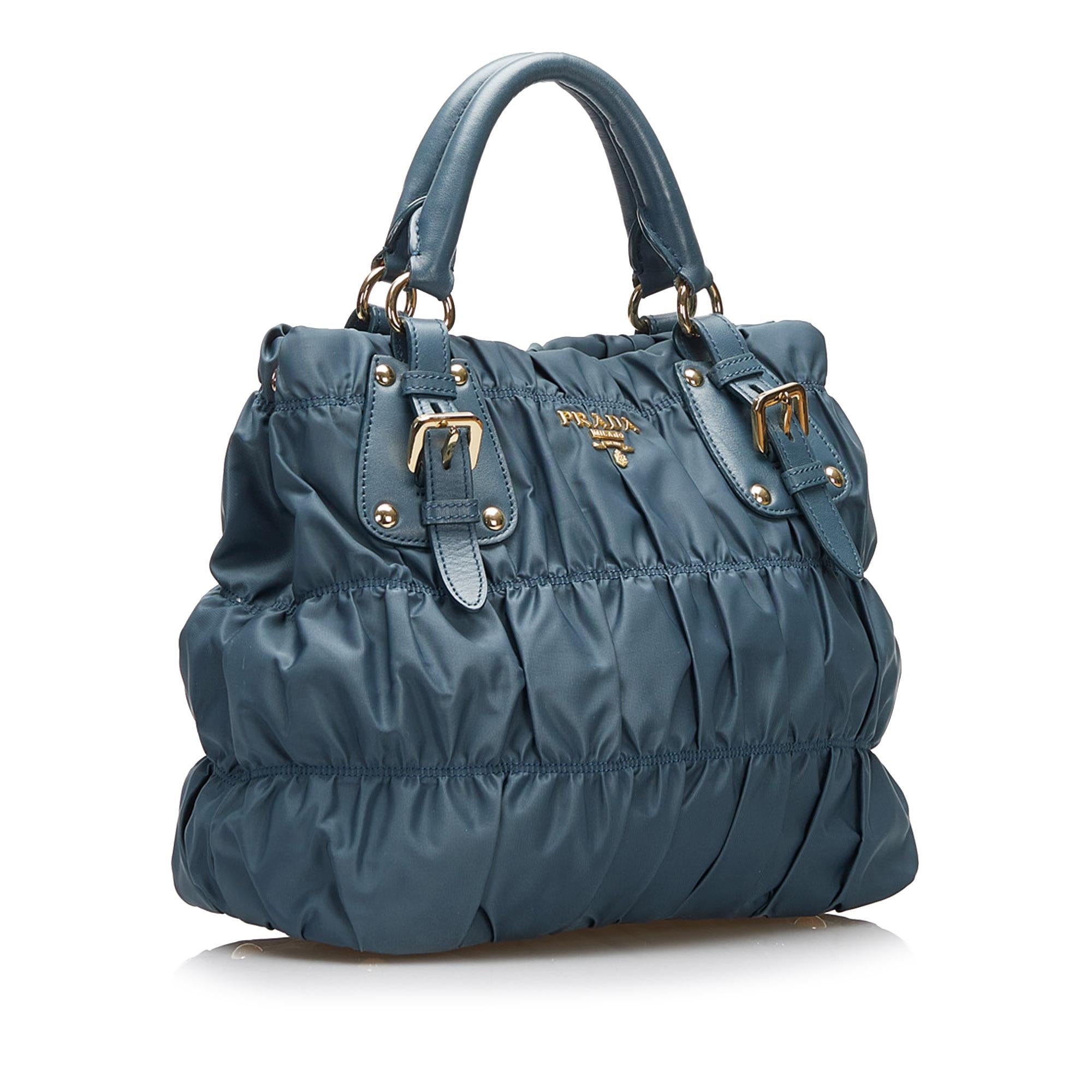 Prada Tessuto Gaufre Handbag (SHG-GB2NlG)