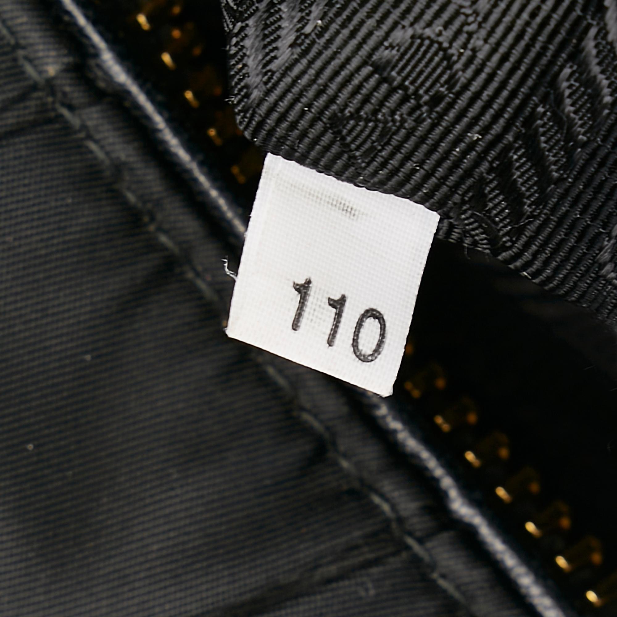 Prada Tessuto Gaufre Tote Bag (SHG-0szrJS)