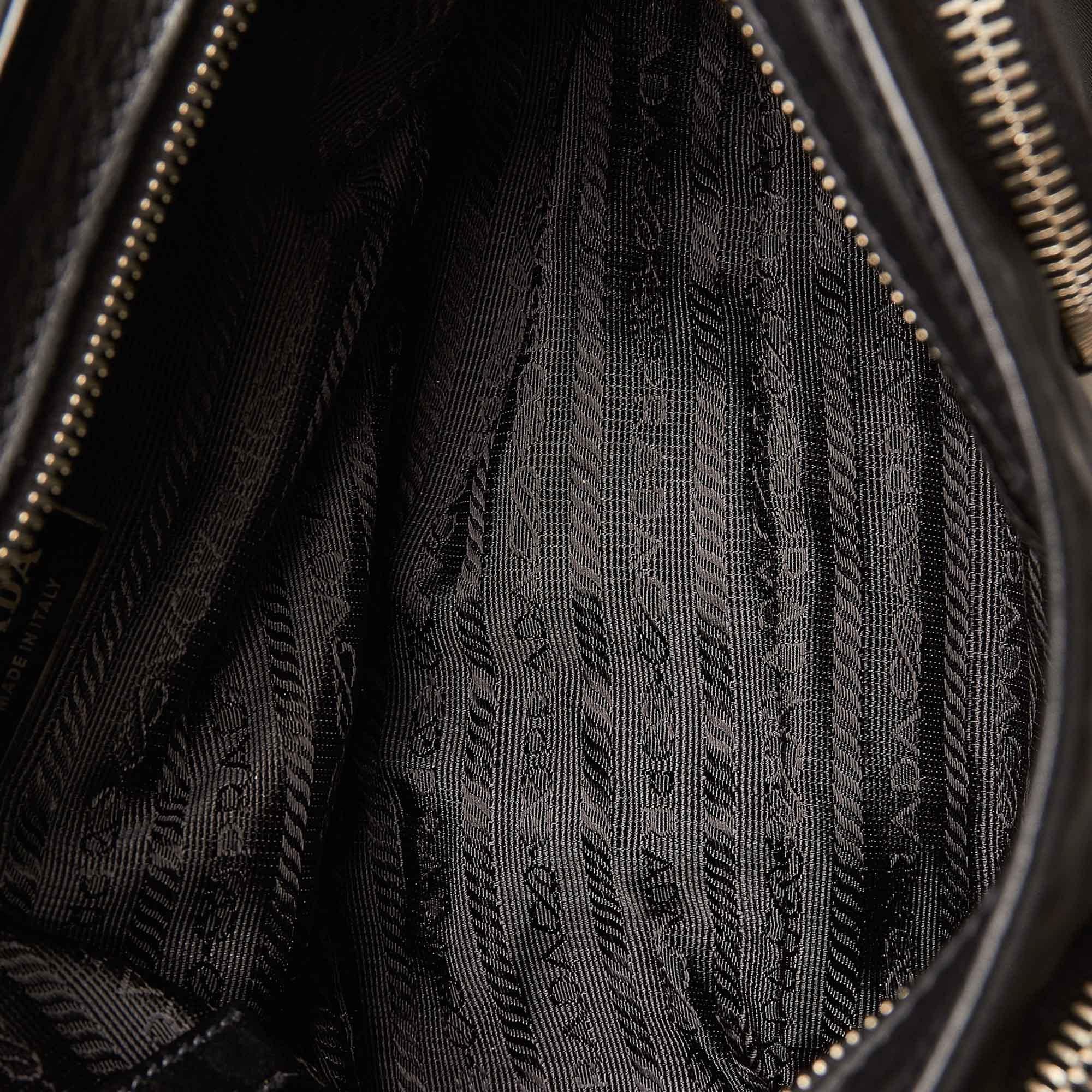 Prada Tessuto Shoulder Bag (SHG-27033)