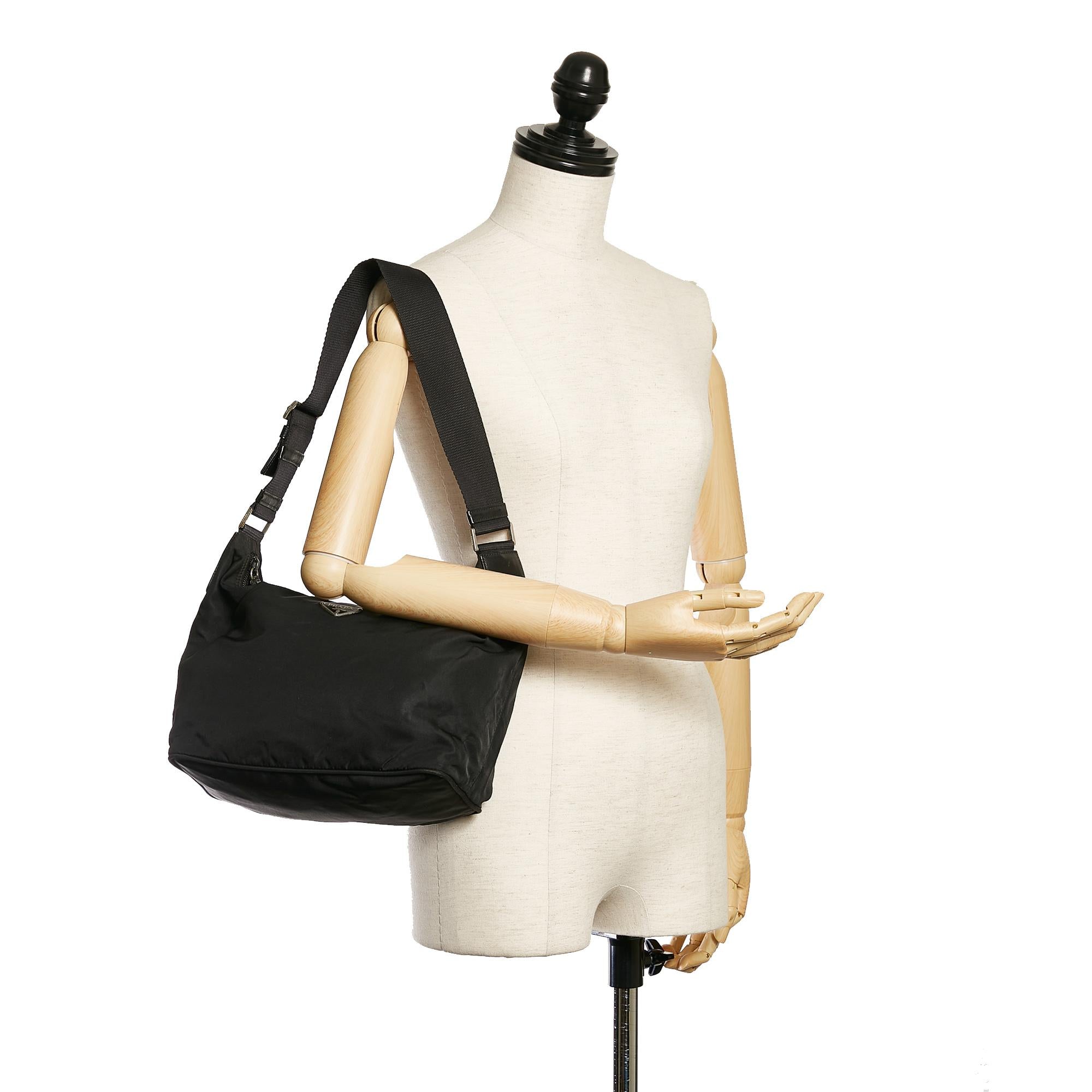 Prada Tessuto Shoulder Bag (SHG-29274)