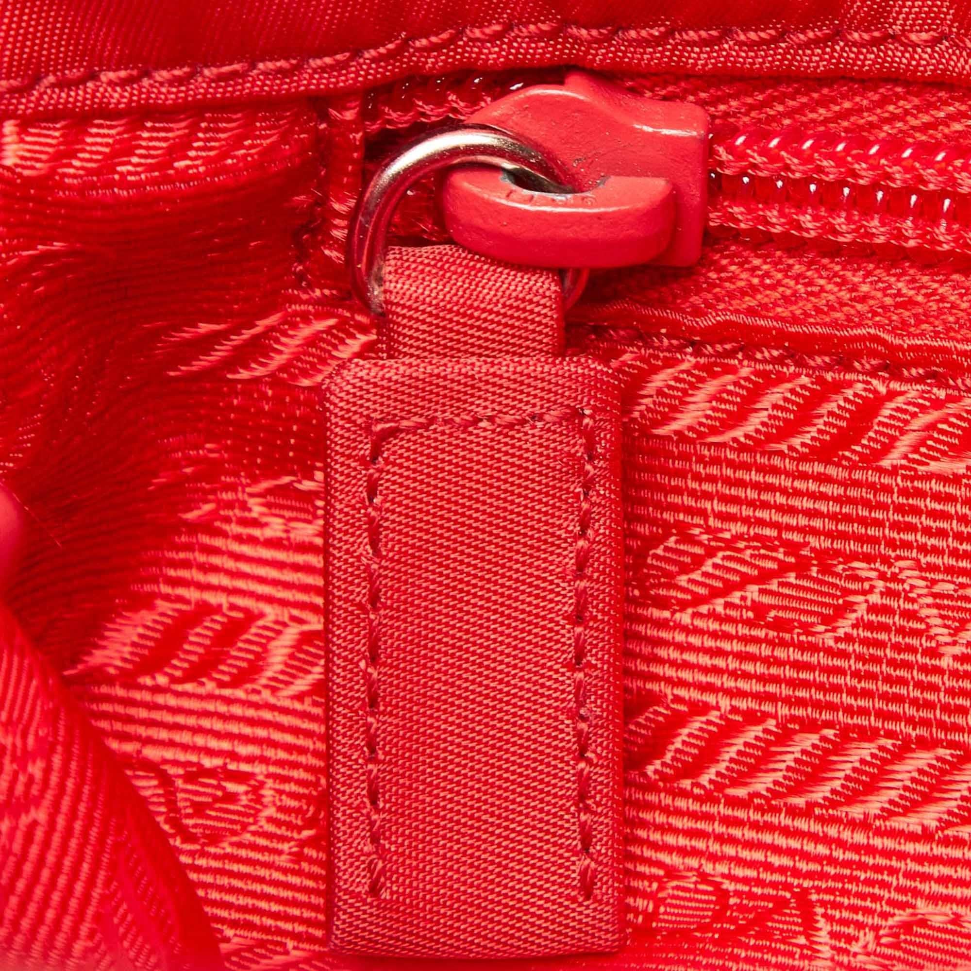 Prada Tessuto Shoulder Bag (SHG-32172)