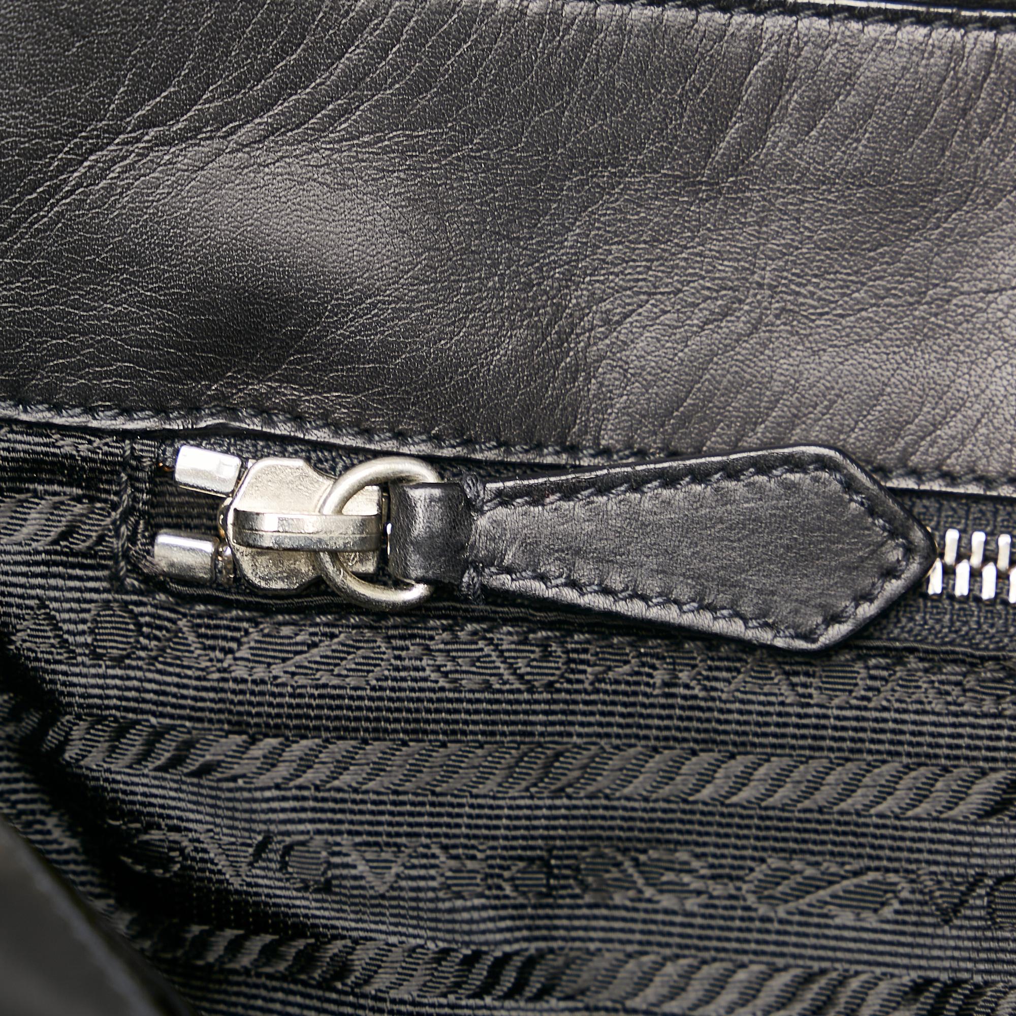 Prada Tessuto Shoulder Bag (SHG-36085)