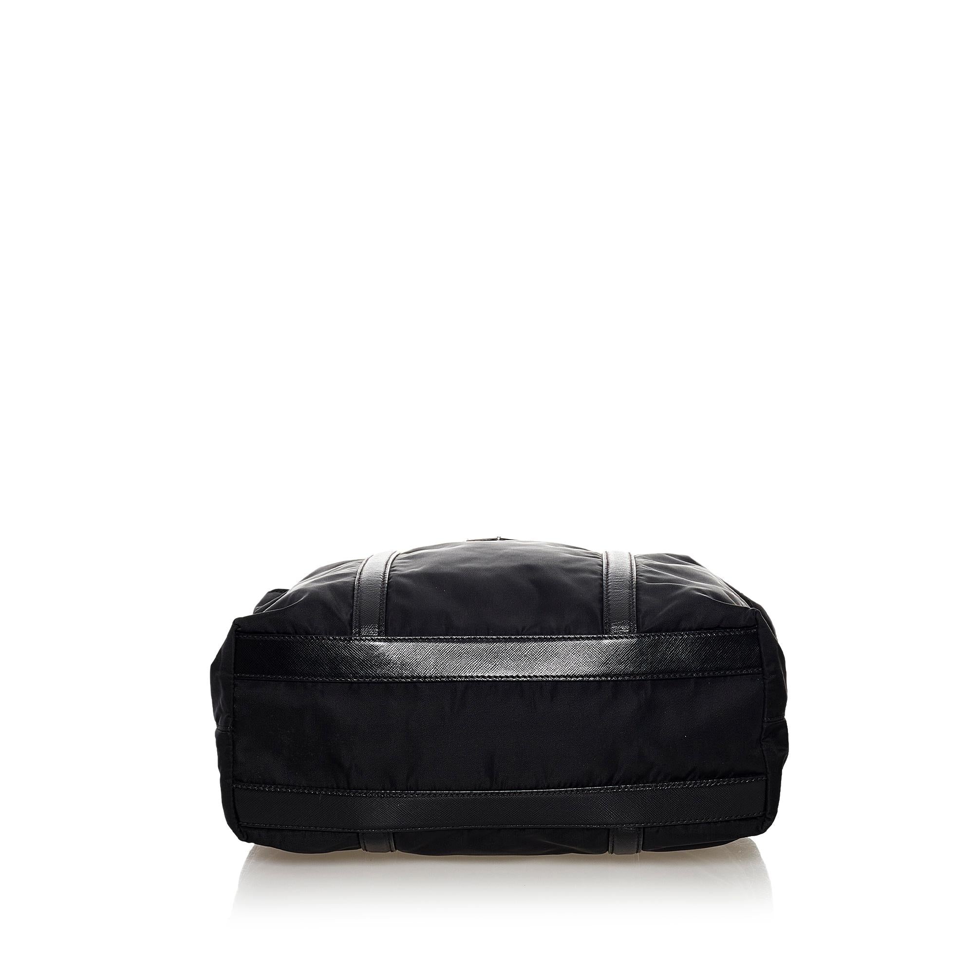 Prada Tessuto Shoulder Bag (SHG-36090)