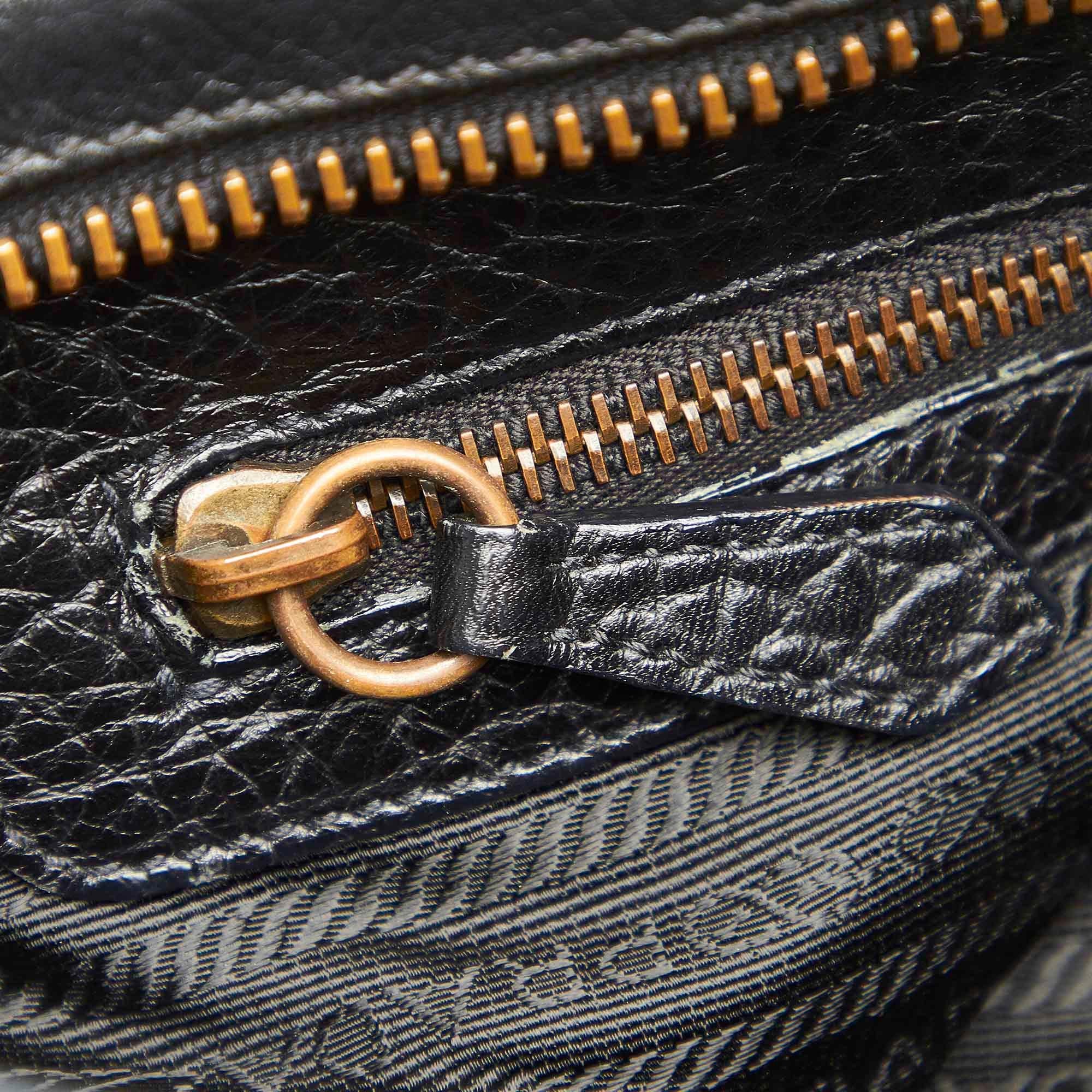 Prada Tessuto Shoulder Bag (SHG-36103)