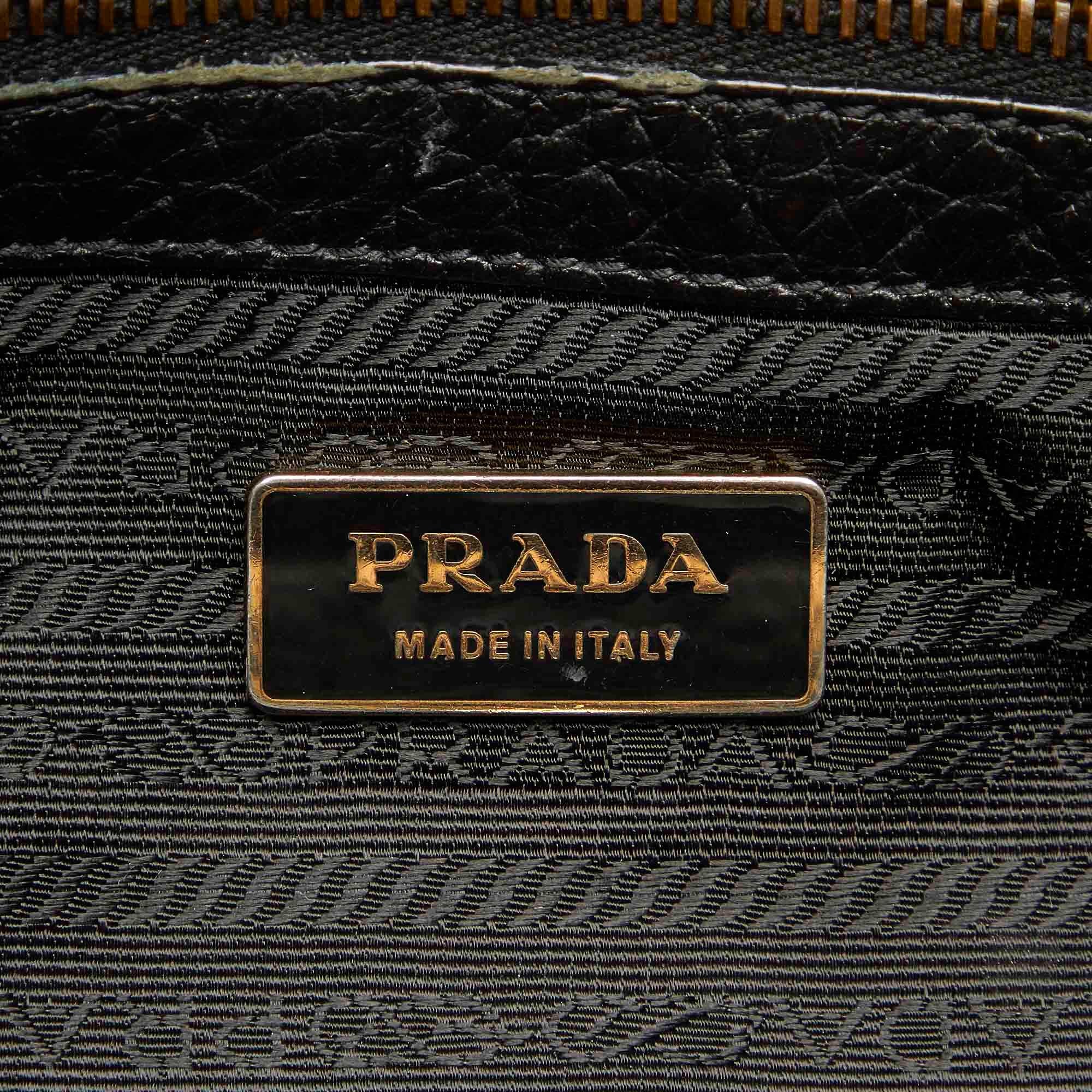 Prada Tessuto Shoulder Bag (SHG-36103)