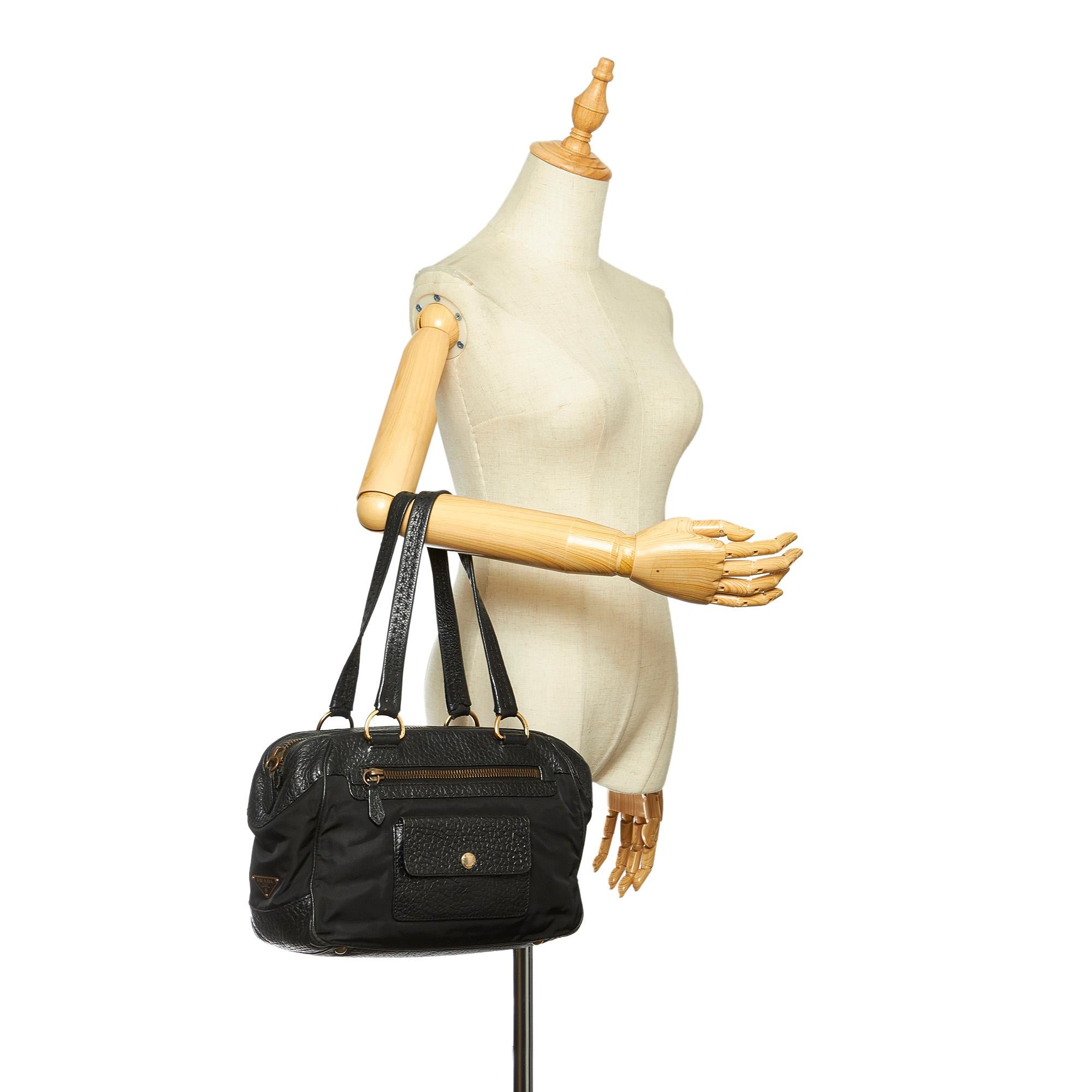 Prada Tessuto Shoulder Bag (SHG-36103)