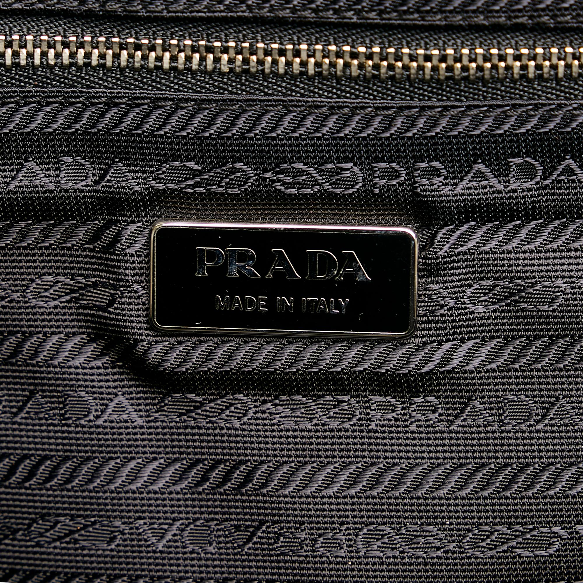 Prada Tessuto Shoulder Bag (SHG-KVLfZd)