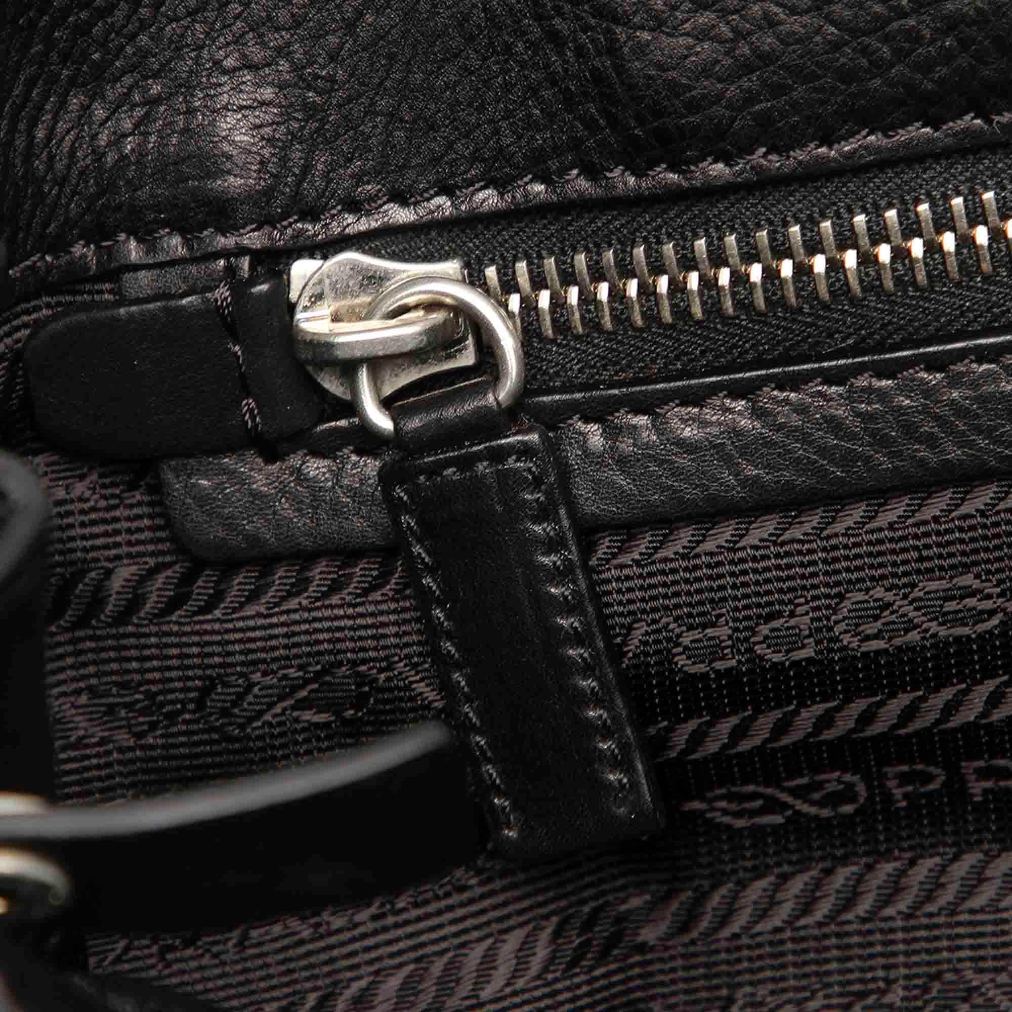 Prada Tessuto Tote Bag (SHG-15041)