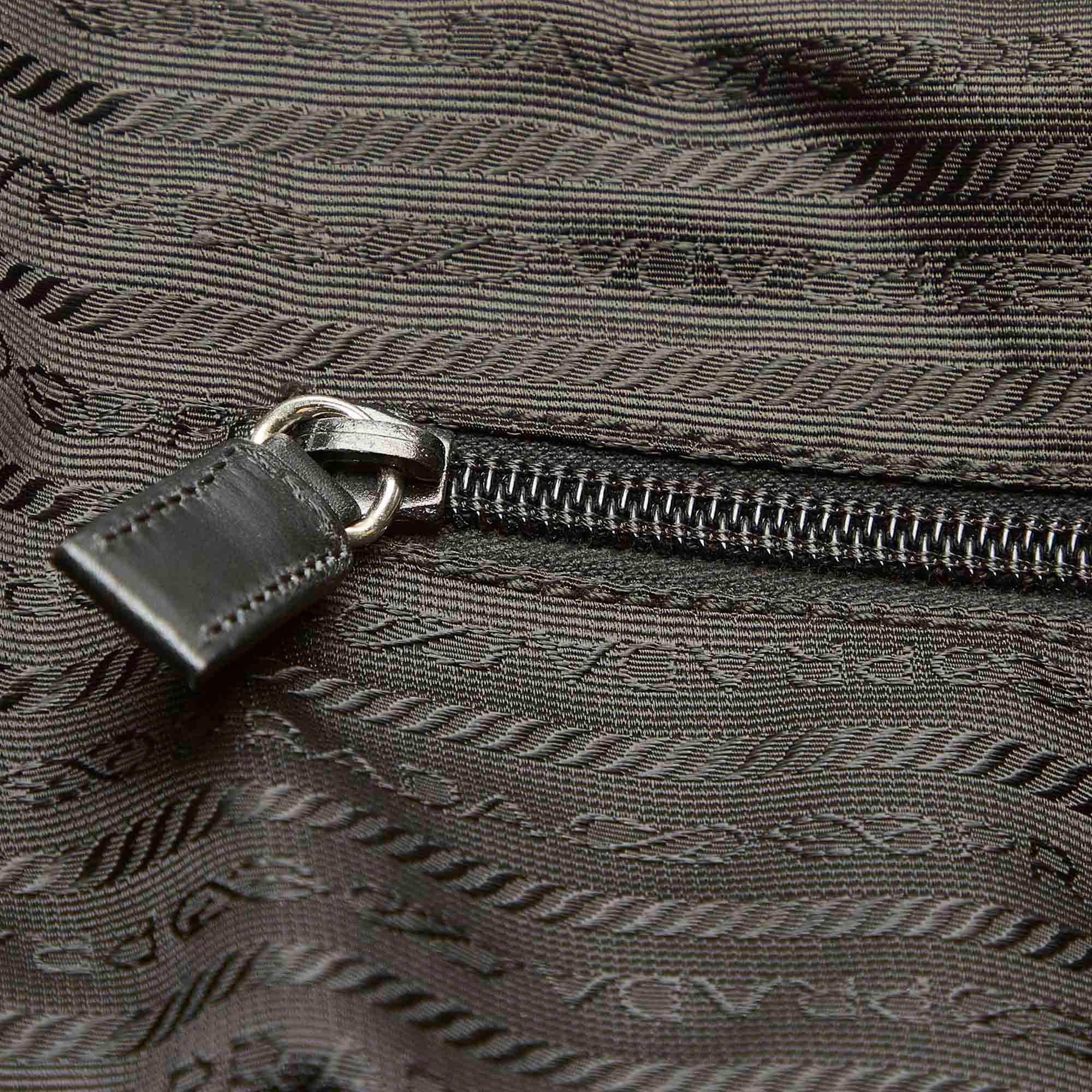 Prada Tessuto Tote Bag (SHG-19519)