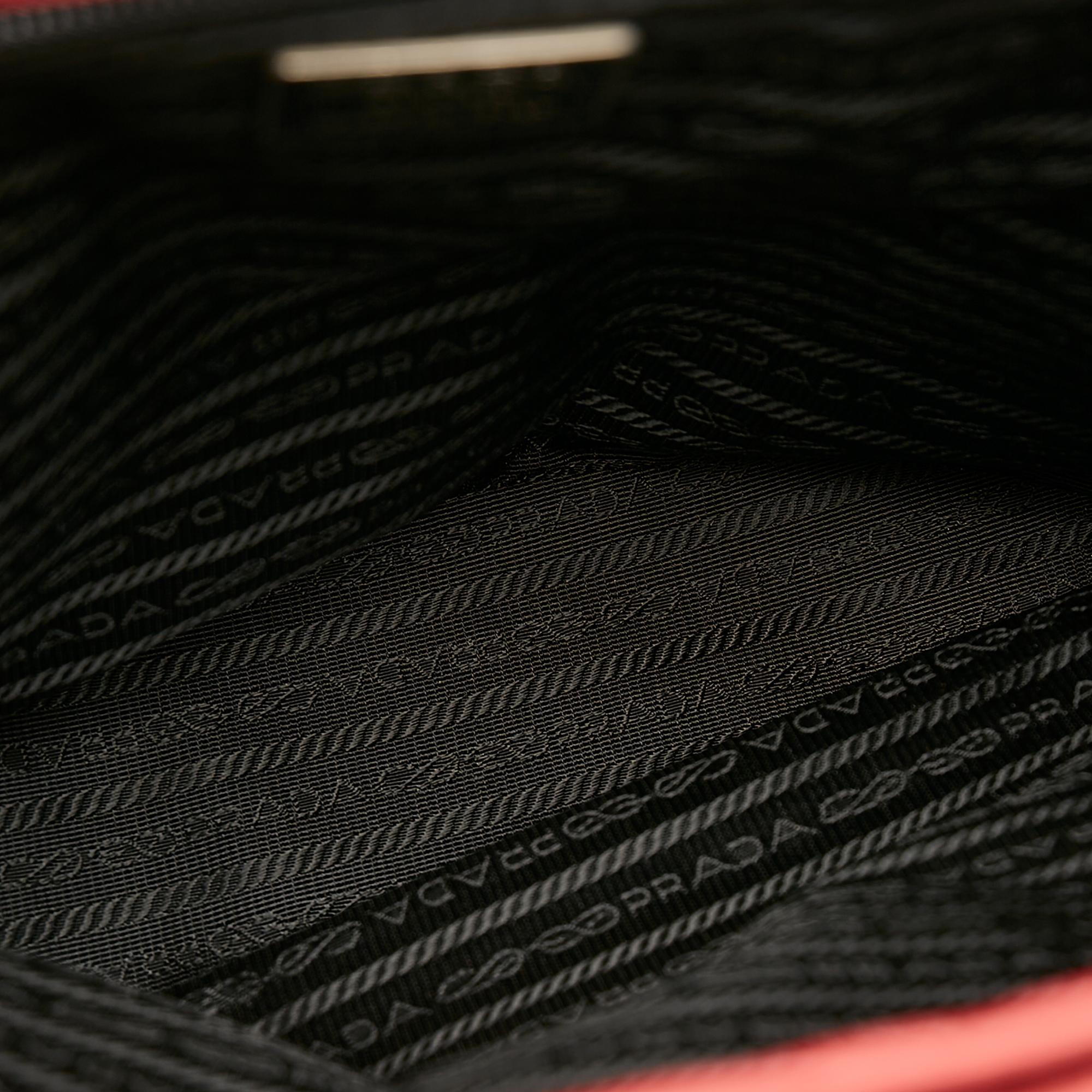 Prada Tessuto Tote Bag (SHG-24952)