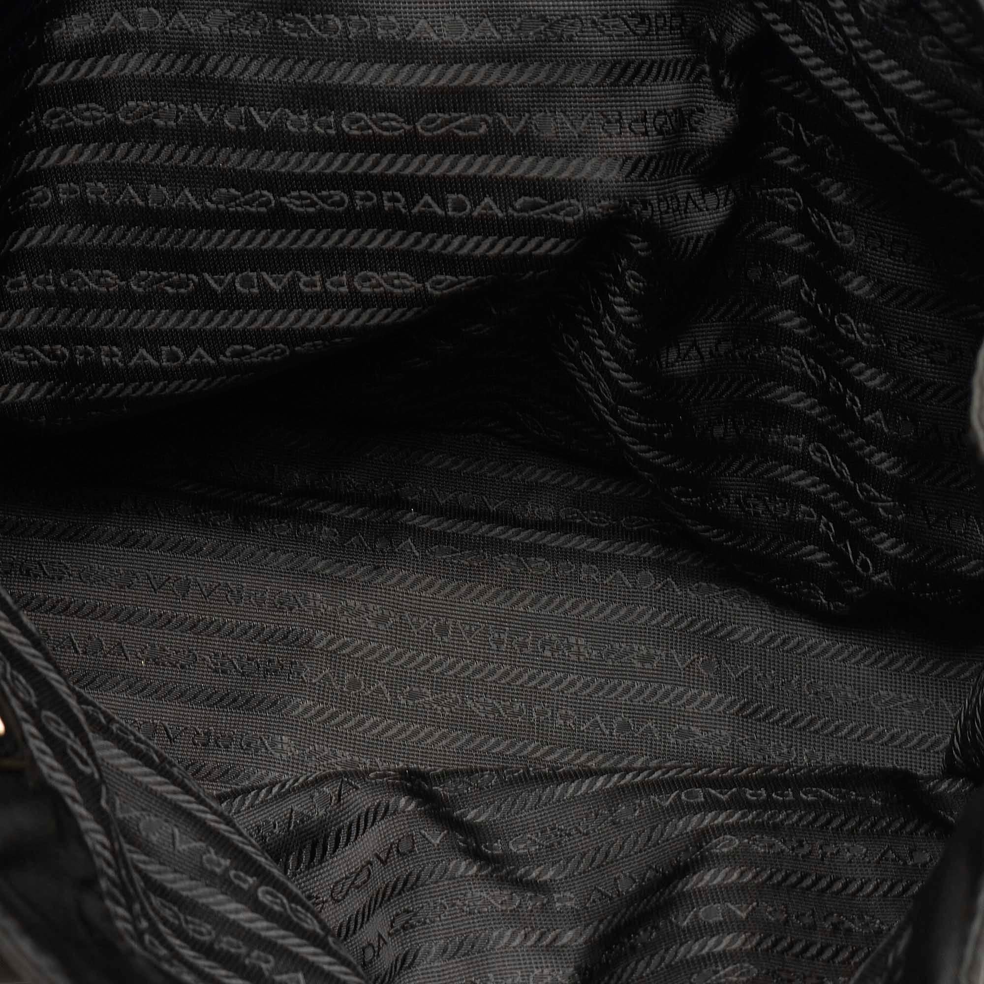 Prada Tessuto Tote Bag (SHG-32507)