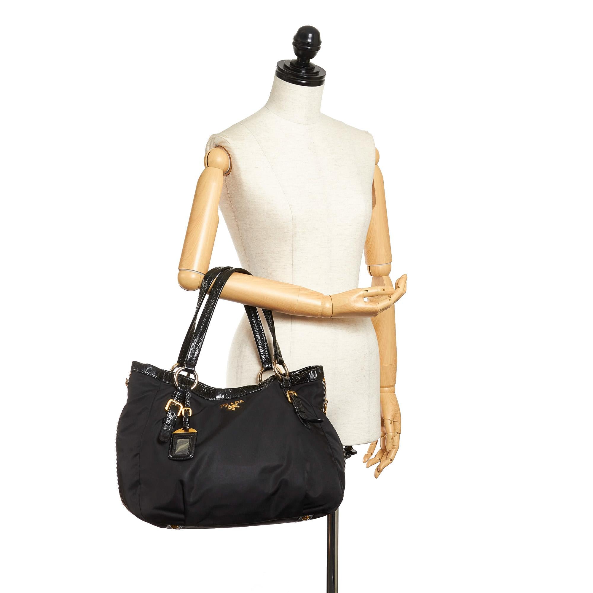 Prada Tessuto Tote Bag (SHG-36111)