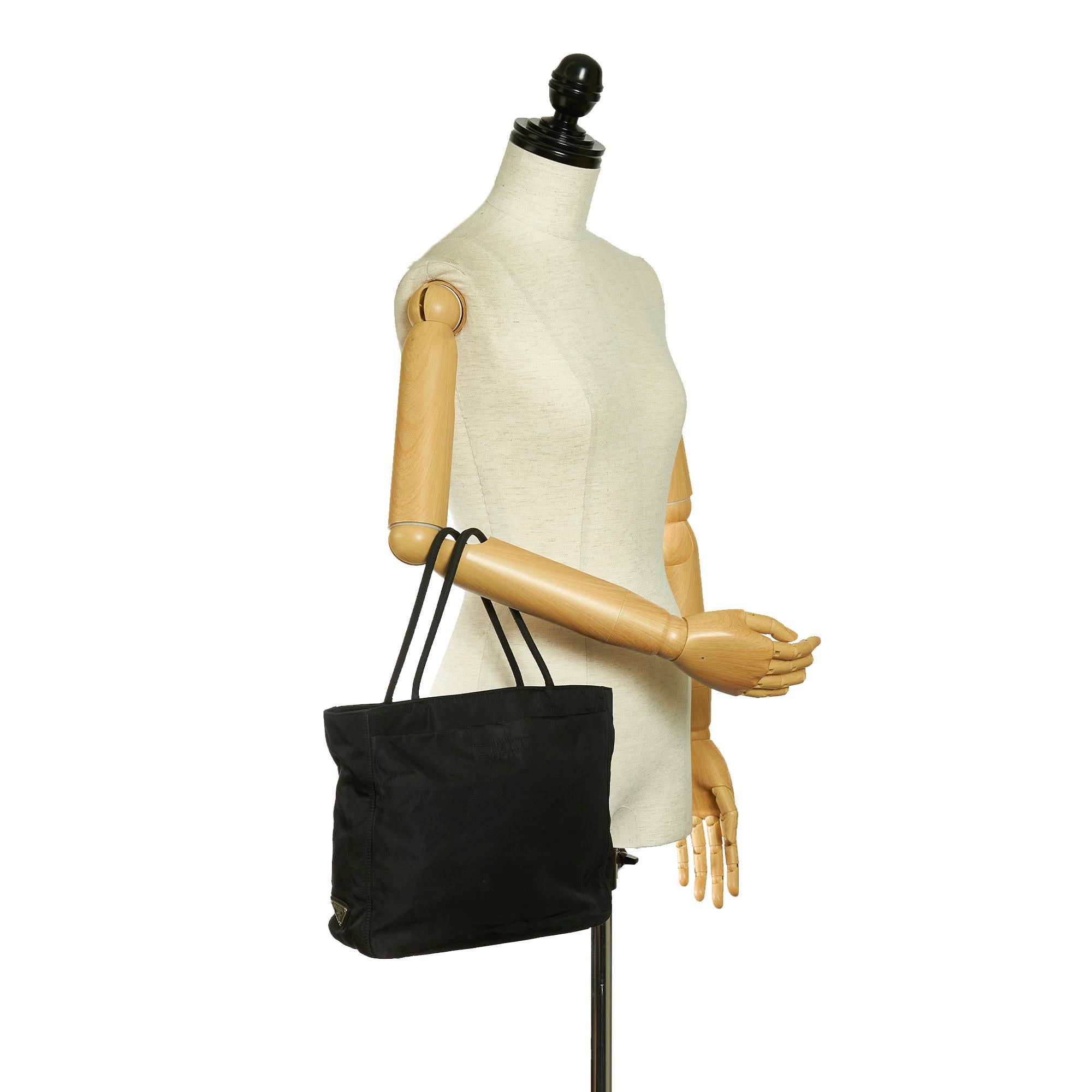 Prada Tessuto Tote Bag (SHG-36127)