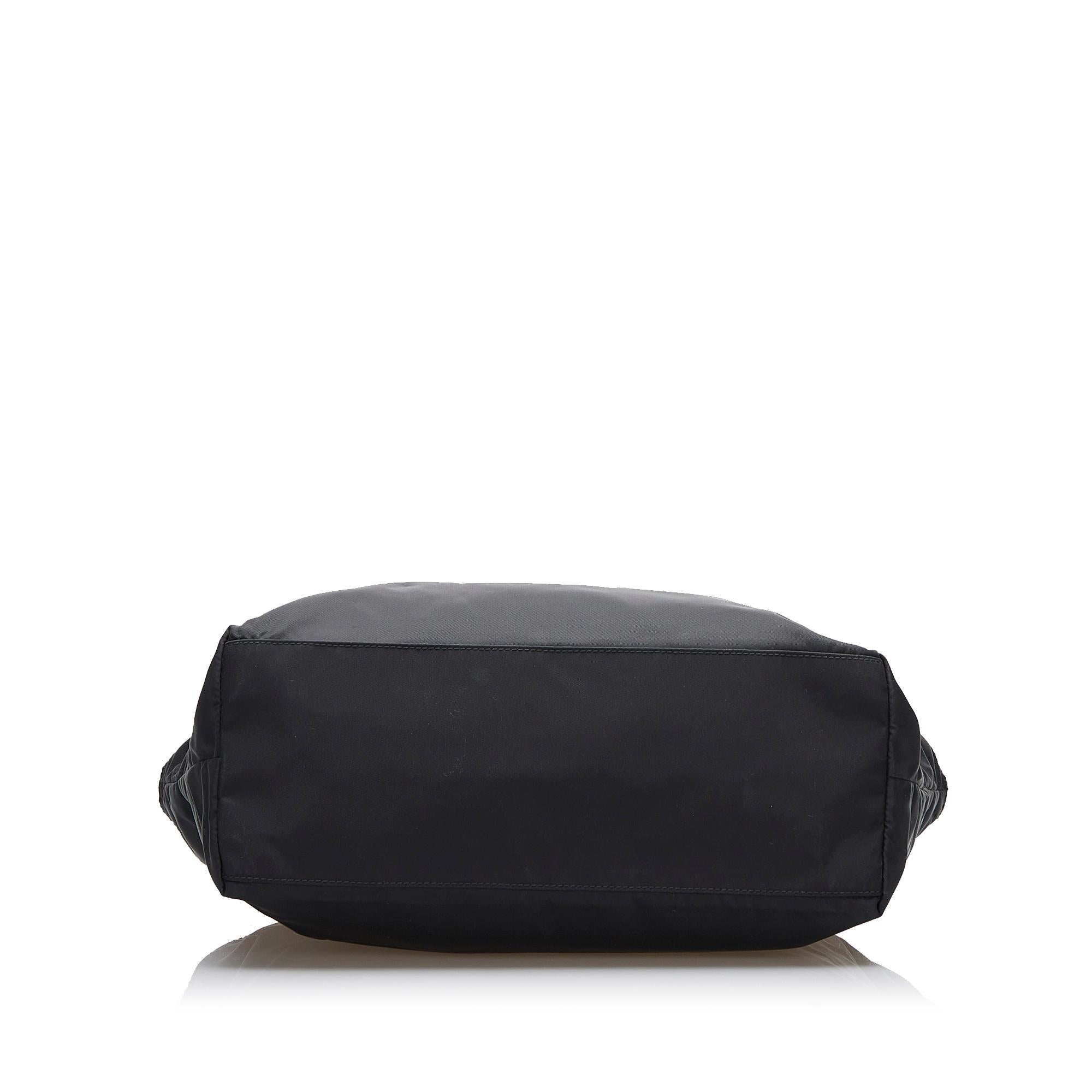 Prada Tessuto Tote Bag (SHG-CGKYiq)