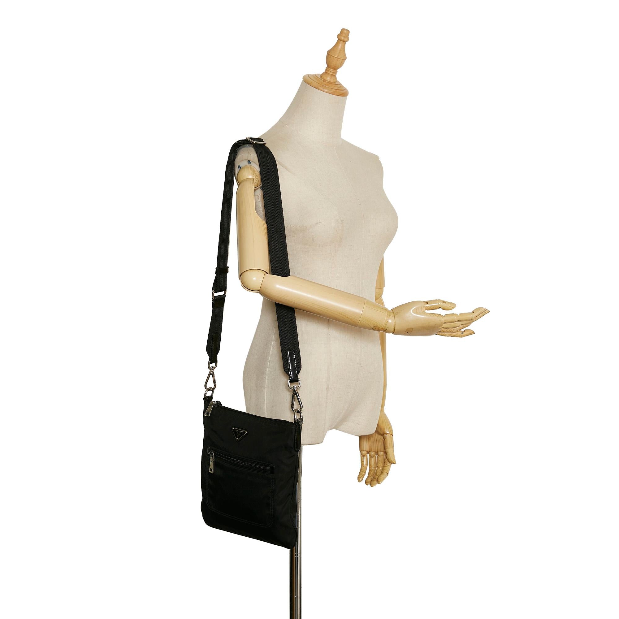 Prada Tessuto Zip Pocket Crossbody (SHG-Od9sRB)