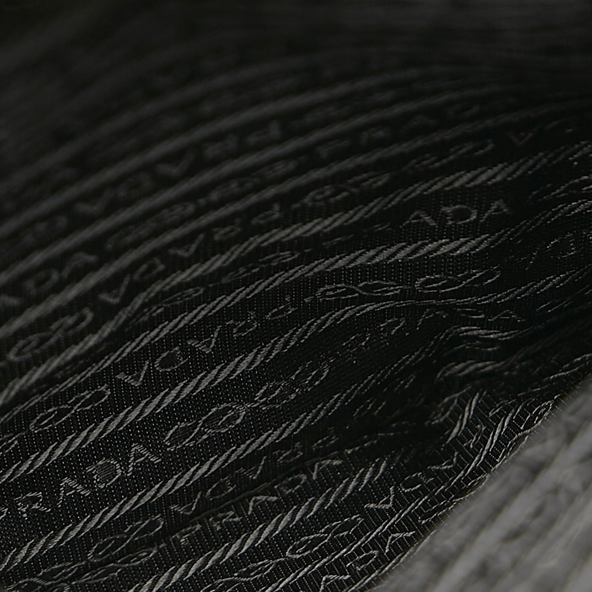 Prada Tweed Tote Bag (SHG-25163)