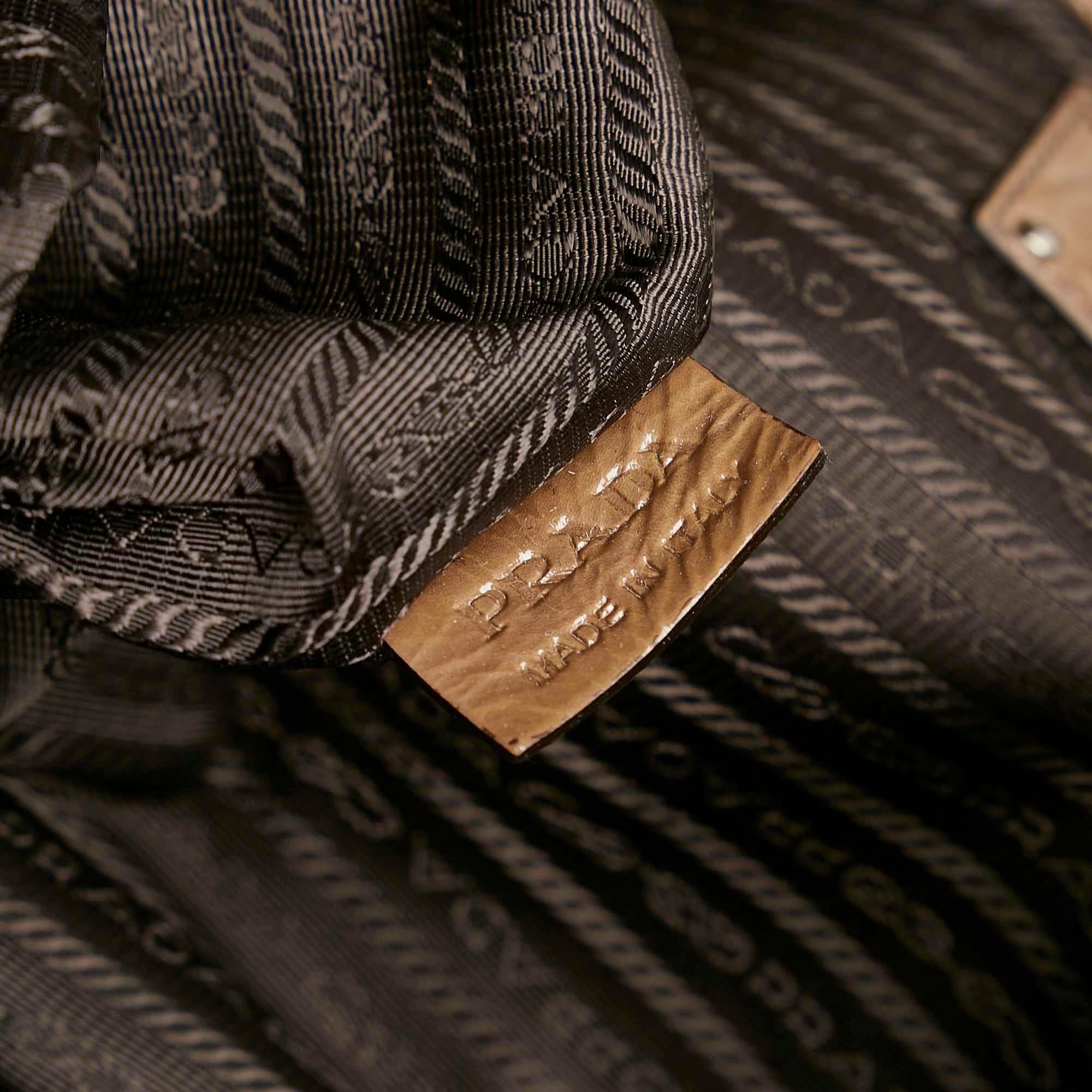 Prada Vernice Sfumato Shopping Tote Bag (SHG-31517)