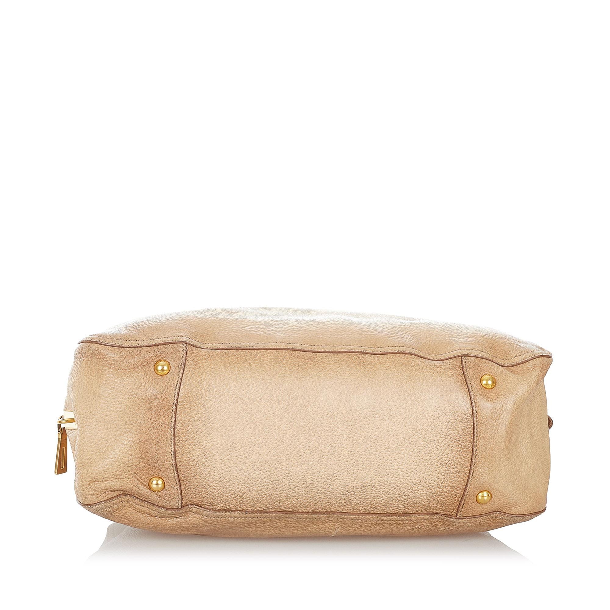 Prada Vitello Daino Handbag (SHG-26819)