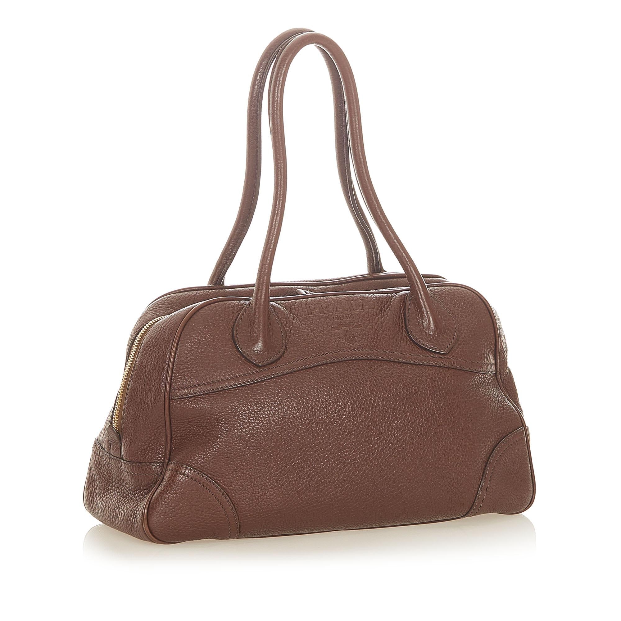 Prada Vitello Daino Handbag (SHG-31693)