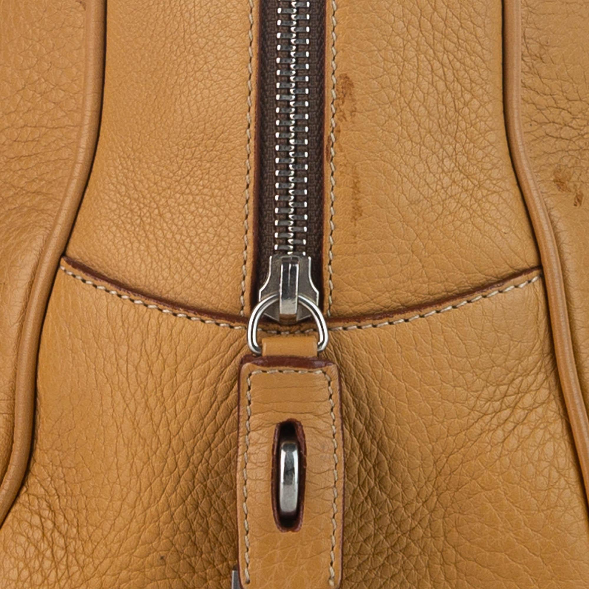 Prada Vitello Daino Handbag (SHG-32137)