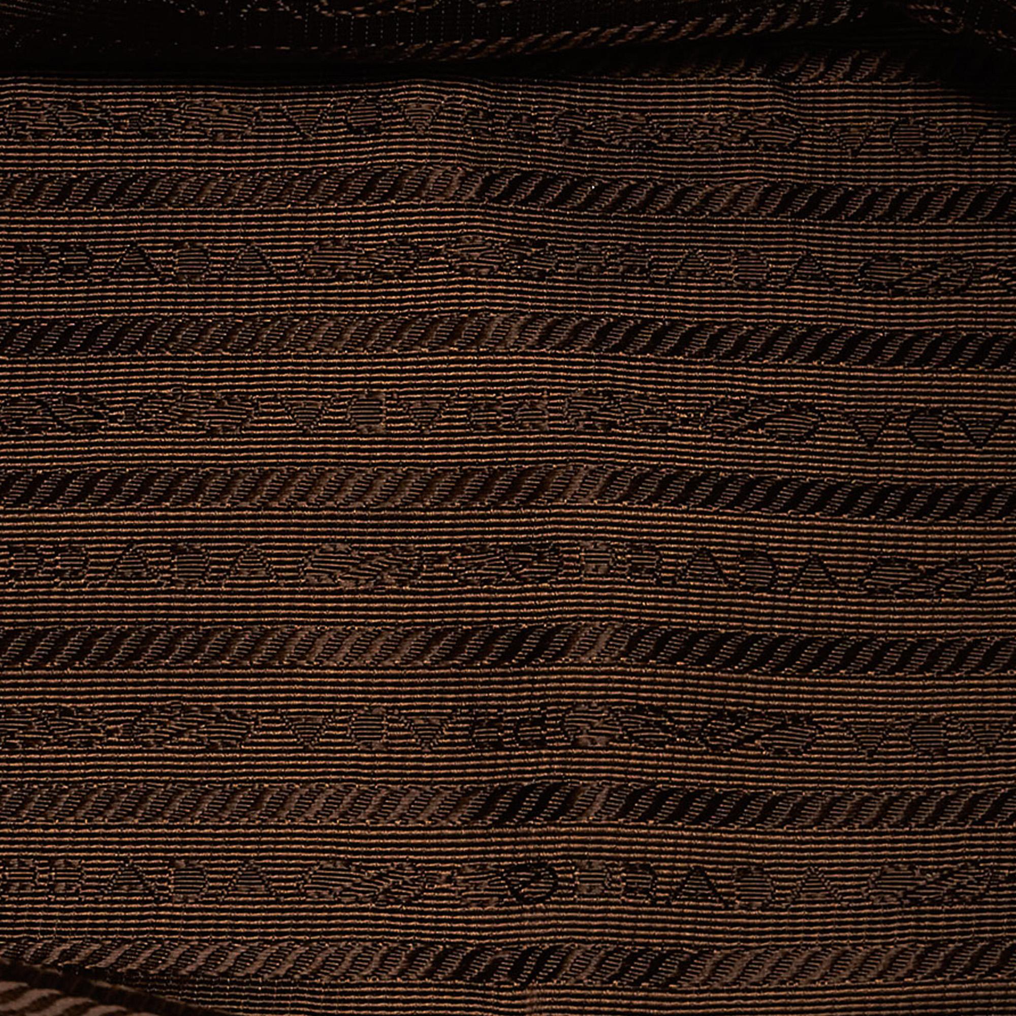 Prada Vitello Daino Hobo Bag (SHG-29940)